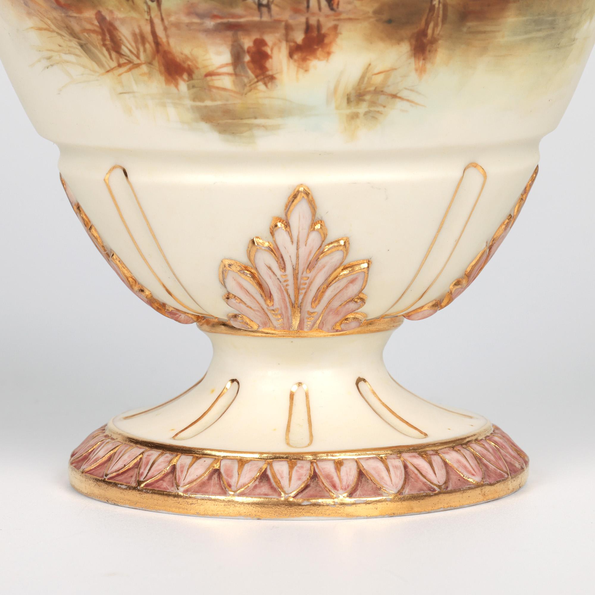 Inglese Vaso per bestiame da pascolo in porcellana di Grainger Worcester dipinto a mano in vendita