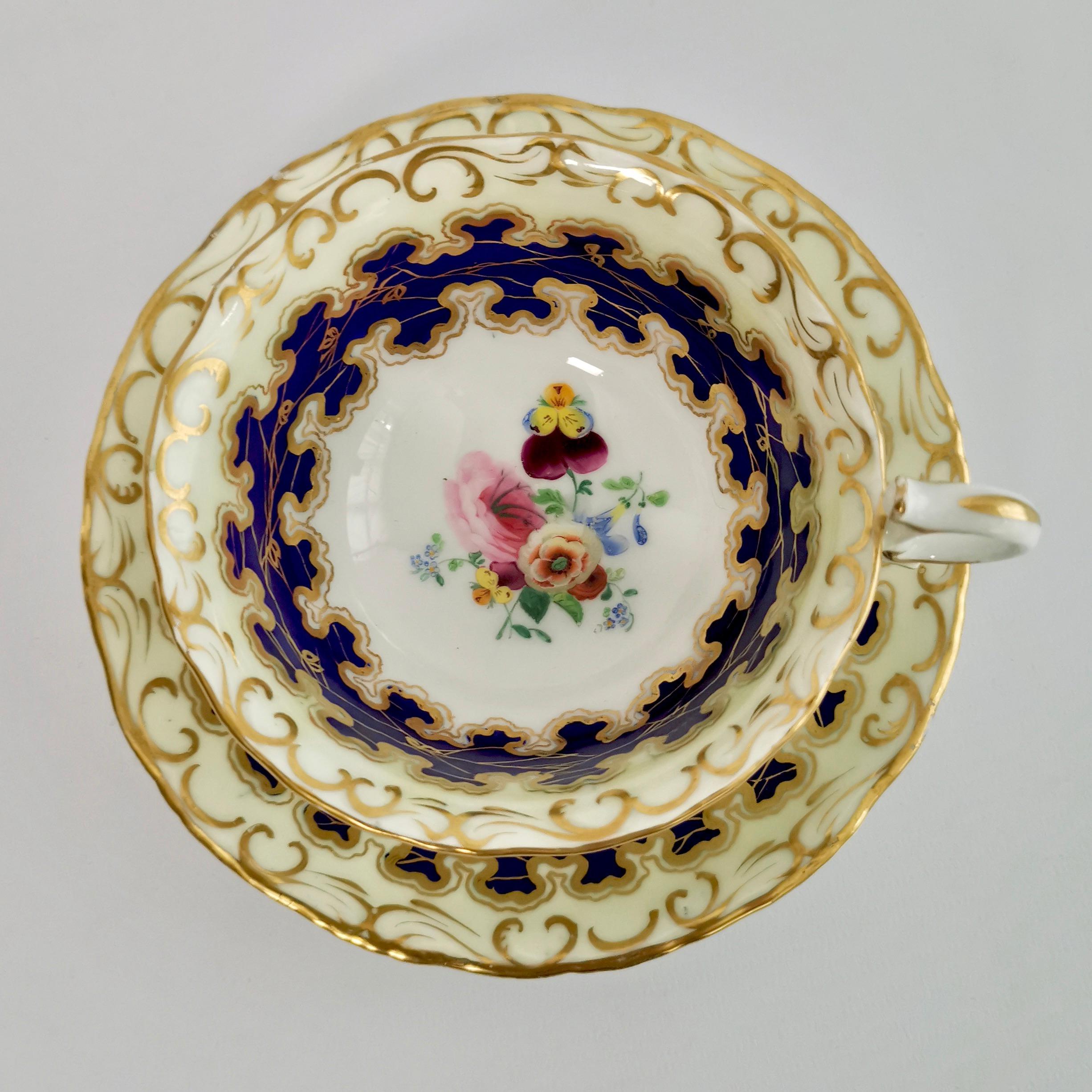 Rococo Revival Grainger Worcester Porcelain Teacup, Cobalt Blue, Gilt and Flowers, circa 1840