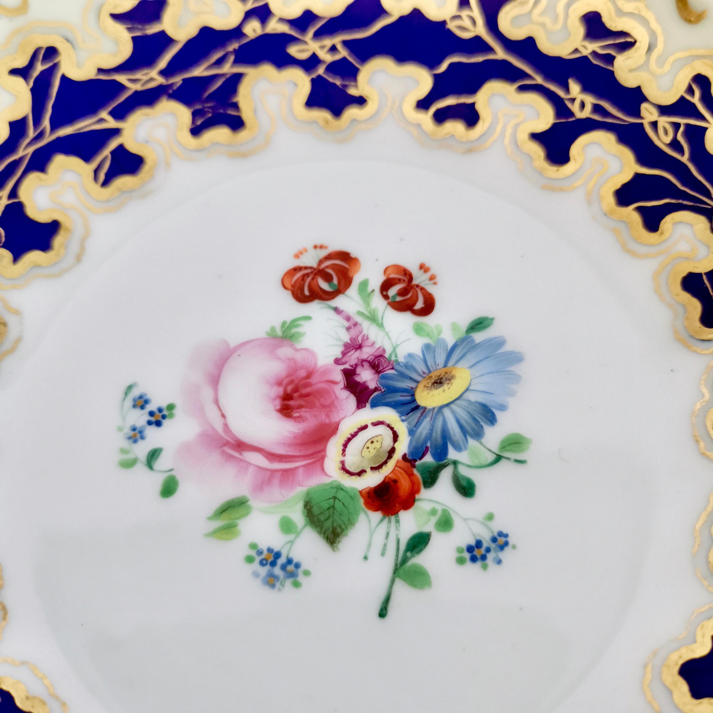 Grainger Worcester Porcelain Teacup, Cobalt Blue, Gilt and Flowers, circa 1840 In Good Condition In London, GB