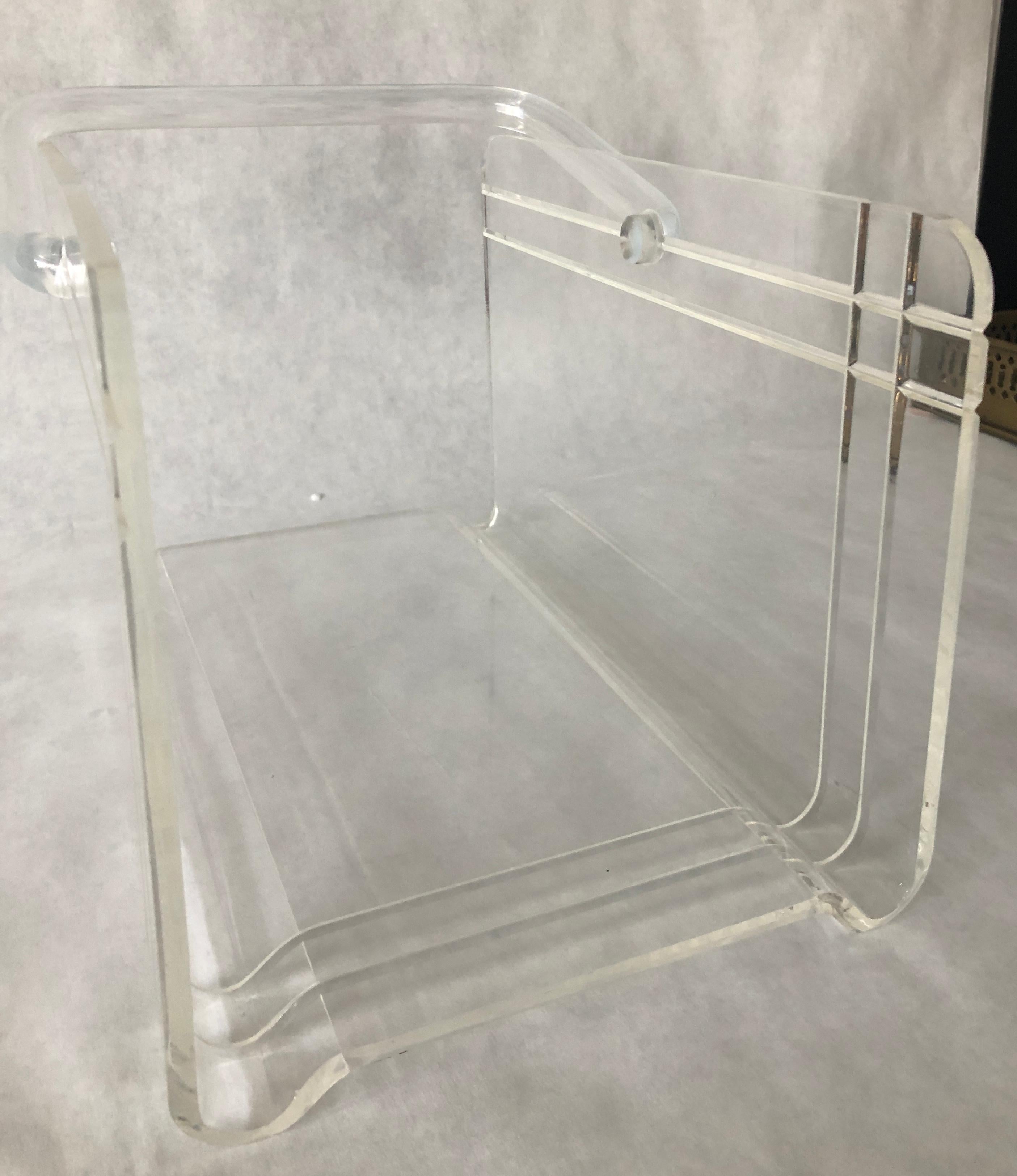 Grainware Clear Lucite or Acrylic Magazine Rack / Caddy / Holder with Handle For Sale 3