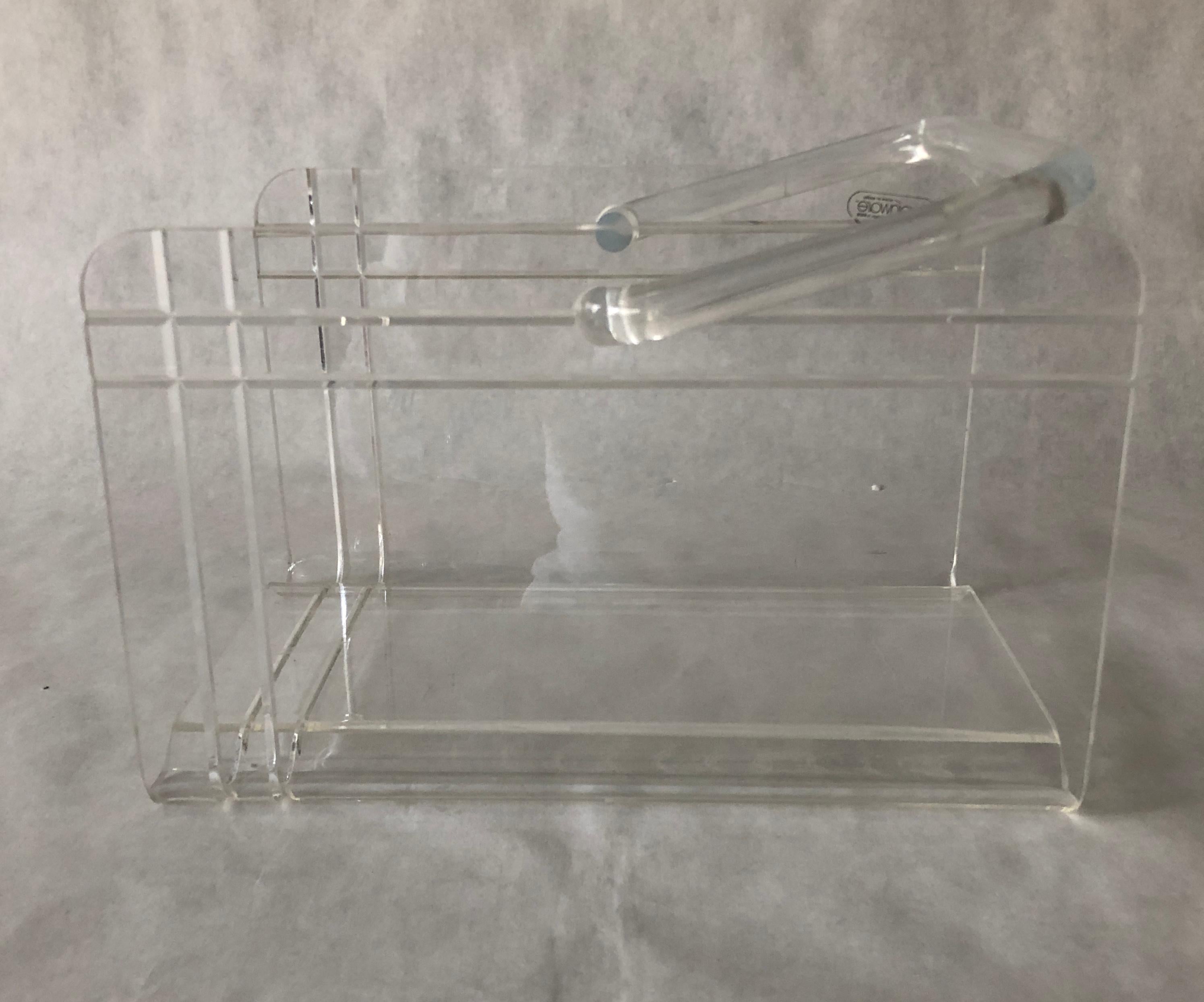 Grainware Clear Lucite or Acrylic Magazine Rack / Caddy / Holder with Handle For Sale 4