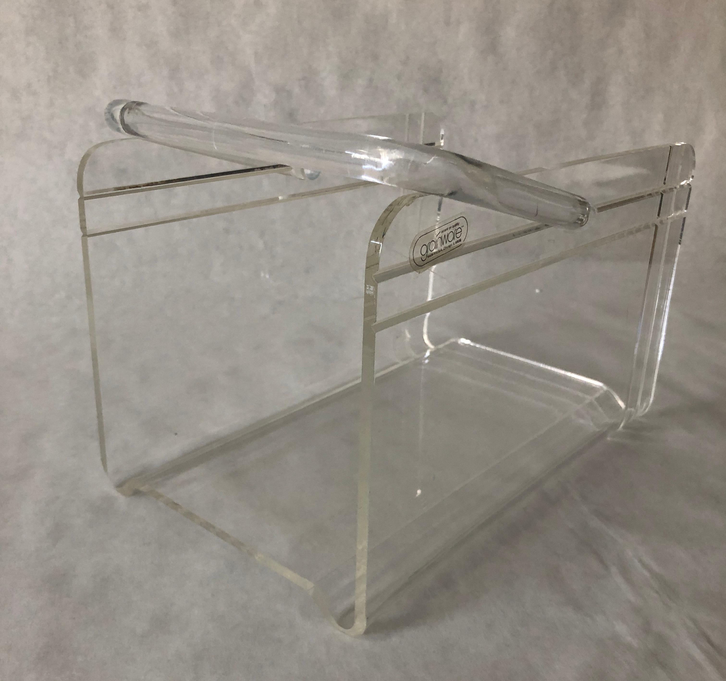 Grainware Clear Lucite or Acrylic Magazine Rack / Caddy / Holder with Handle For Sale 7