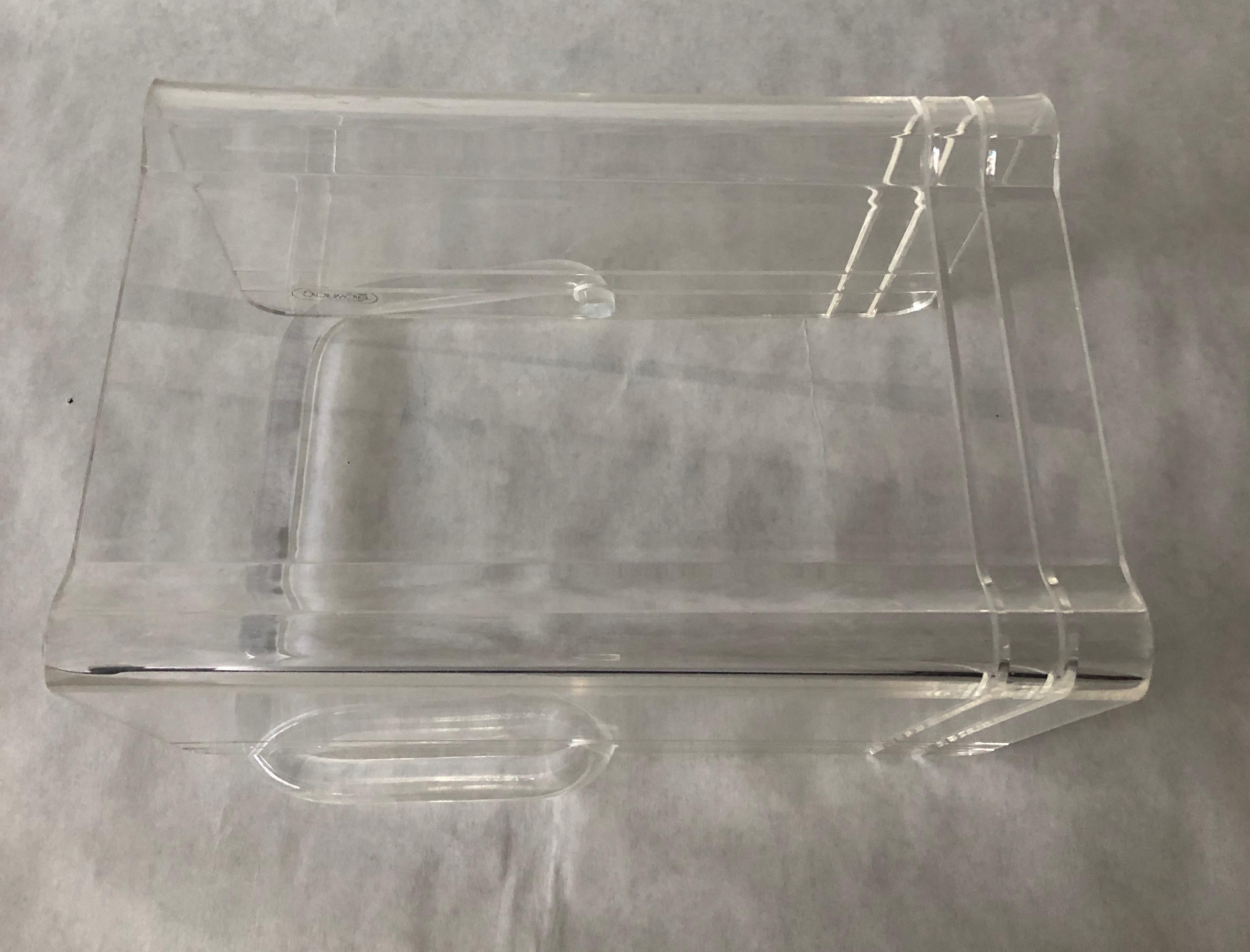 Grainware Clear Lucite or Acrylic Magazine Rack / Caddy / Holder with Handle For Sale 9