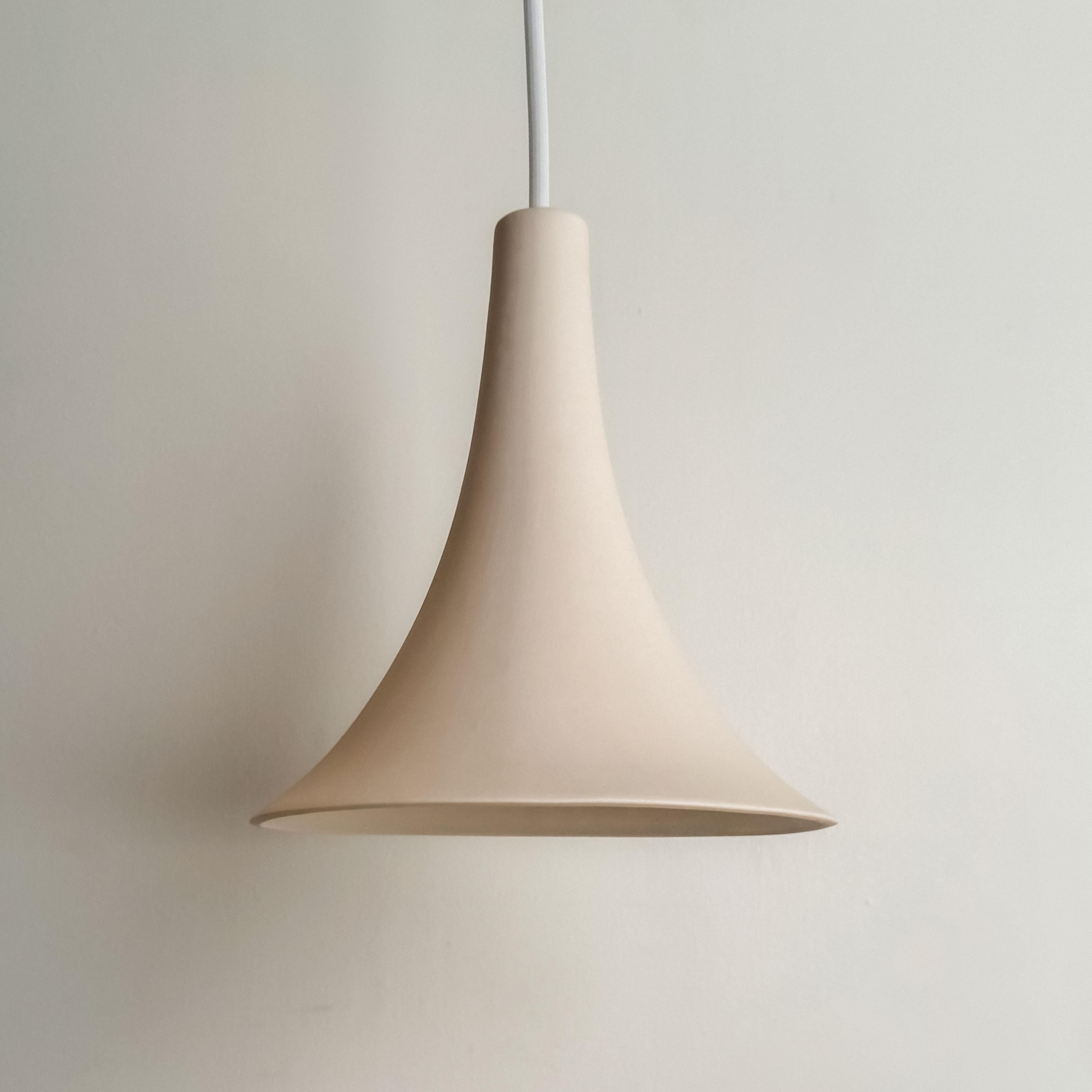Organic Modern Gramophone Pendant: 9