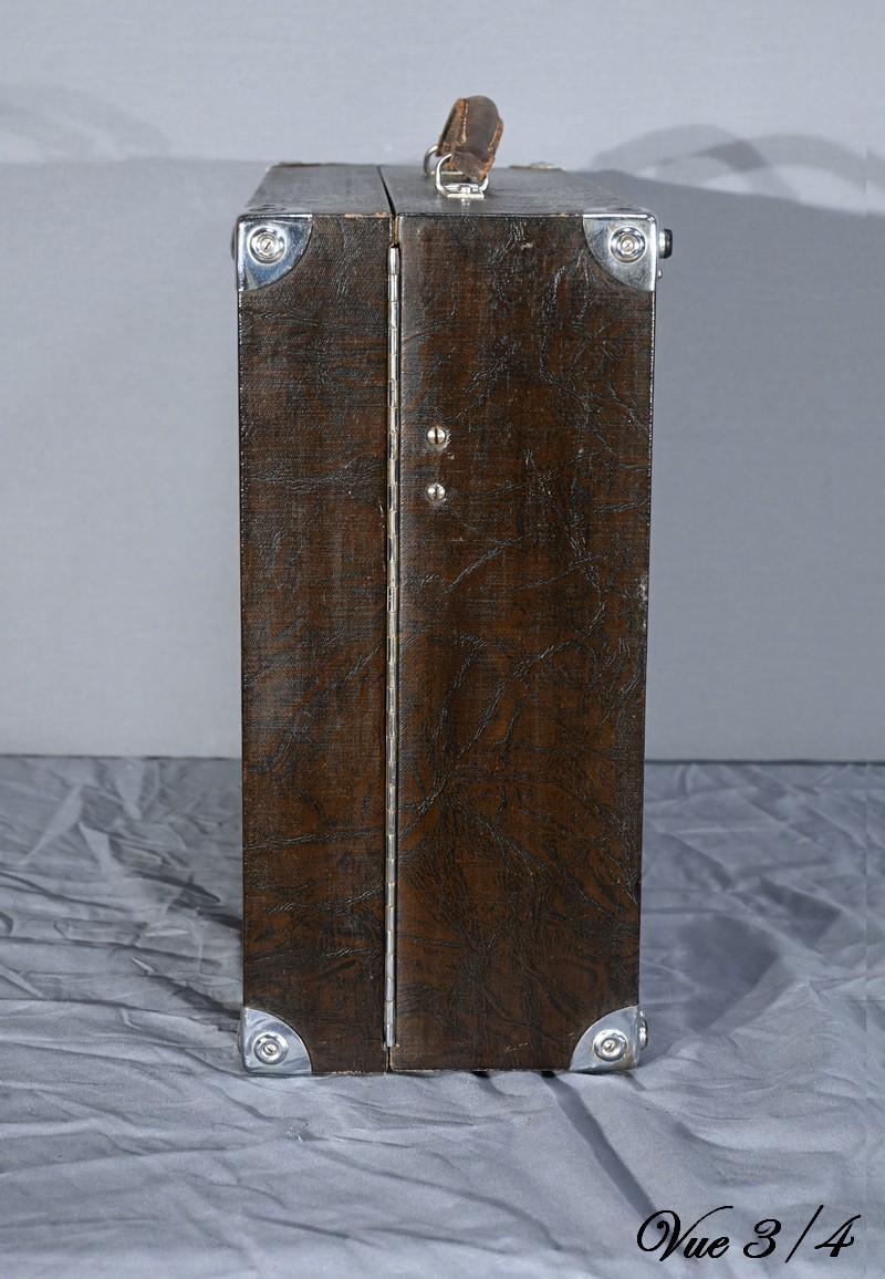 “Pathé Olotonal” Portable Gramophone – 1930 10