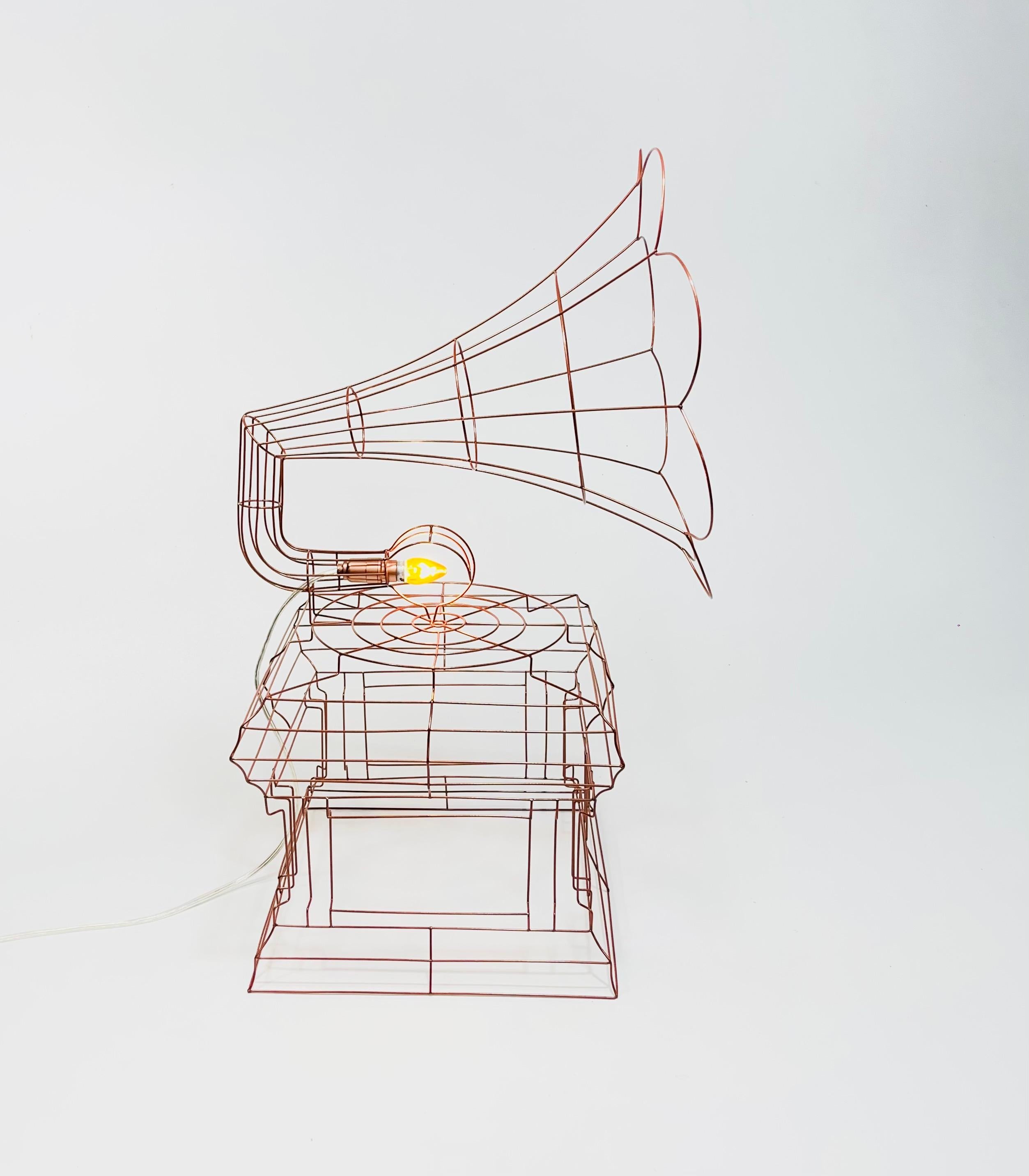 Escultura Gramófono en venta 8