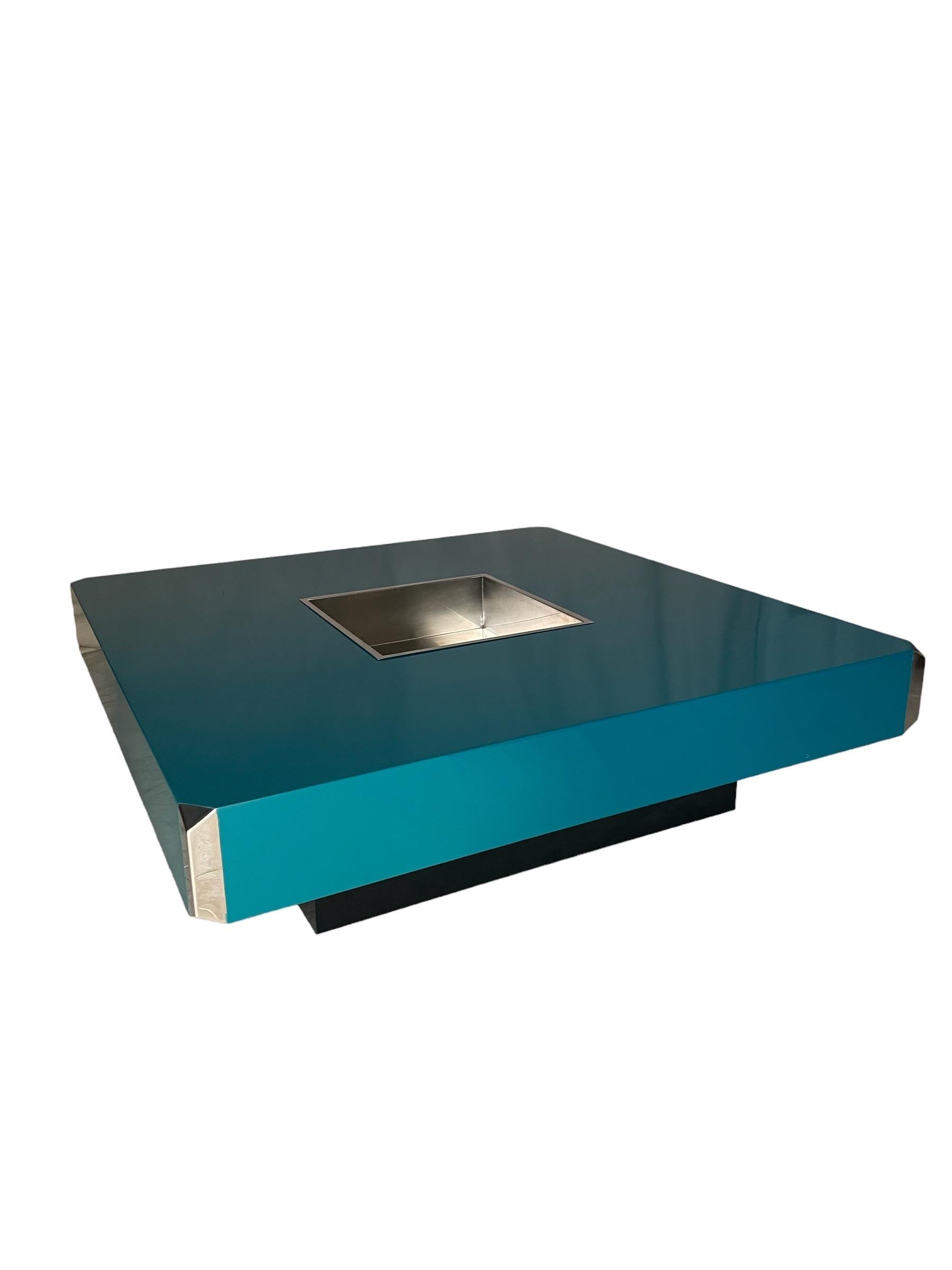 Lacquered Large Alveo Model Table by Mario Sabot For Sale