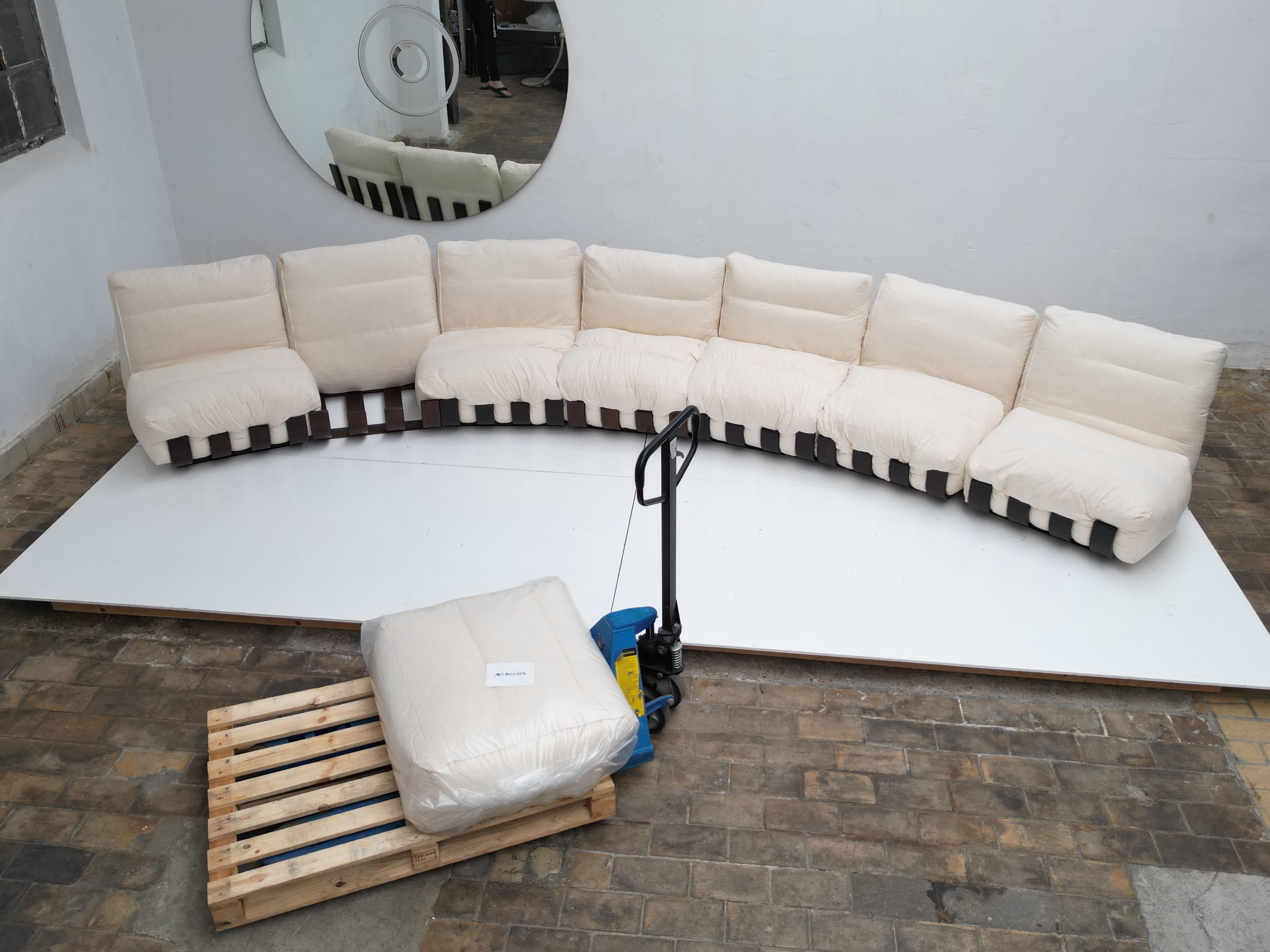 'Gran Visir' Modular Sofa by Luciano Frigerio Italy 1971 Choose Your Own Fabric  For Sale 7