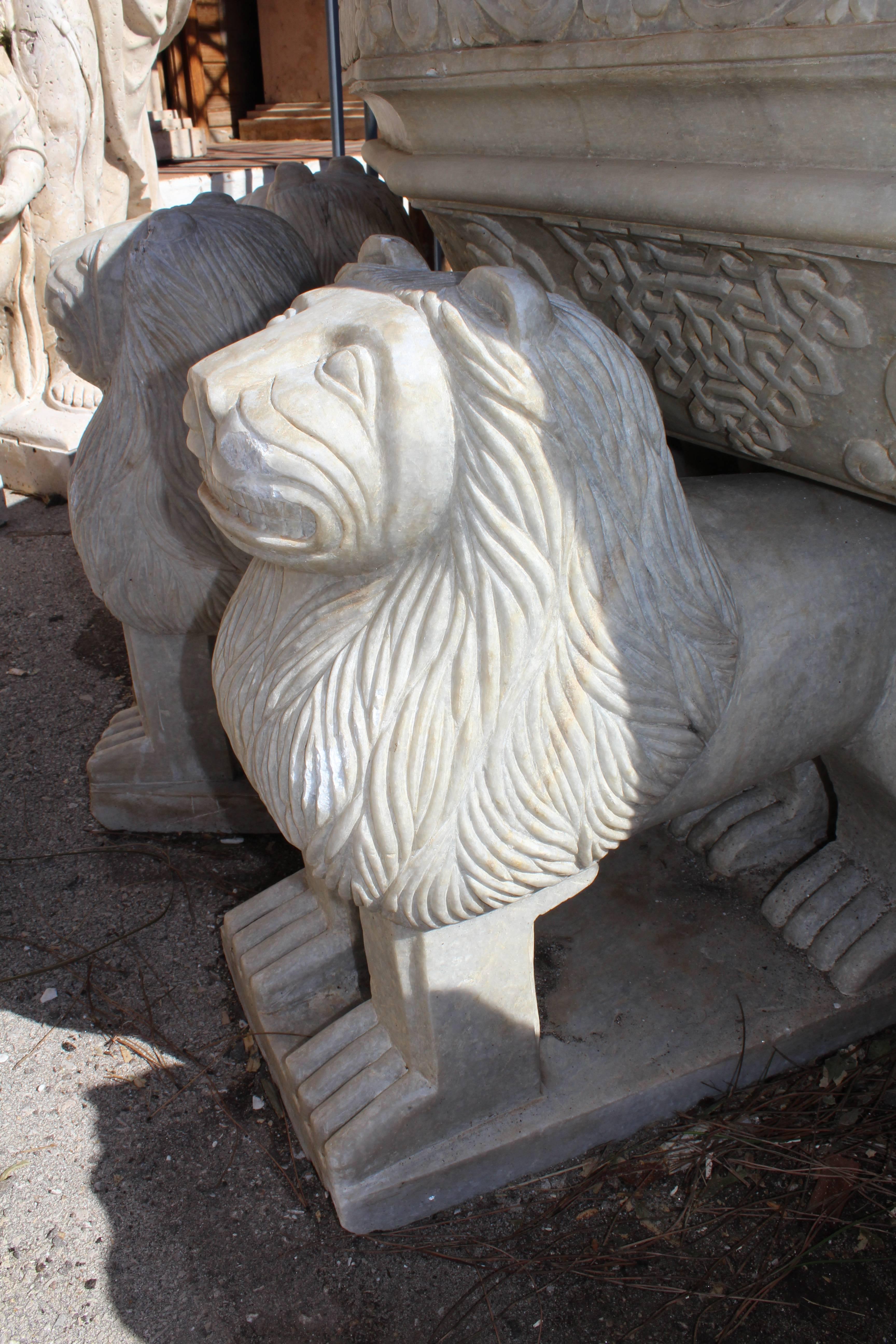 marble lion fountain
