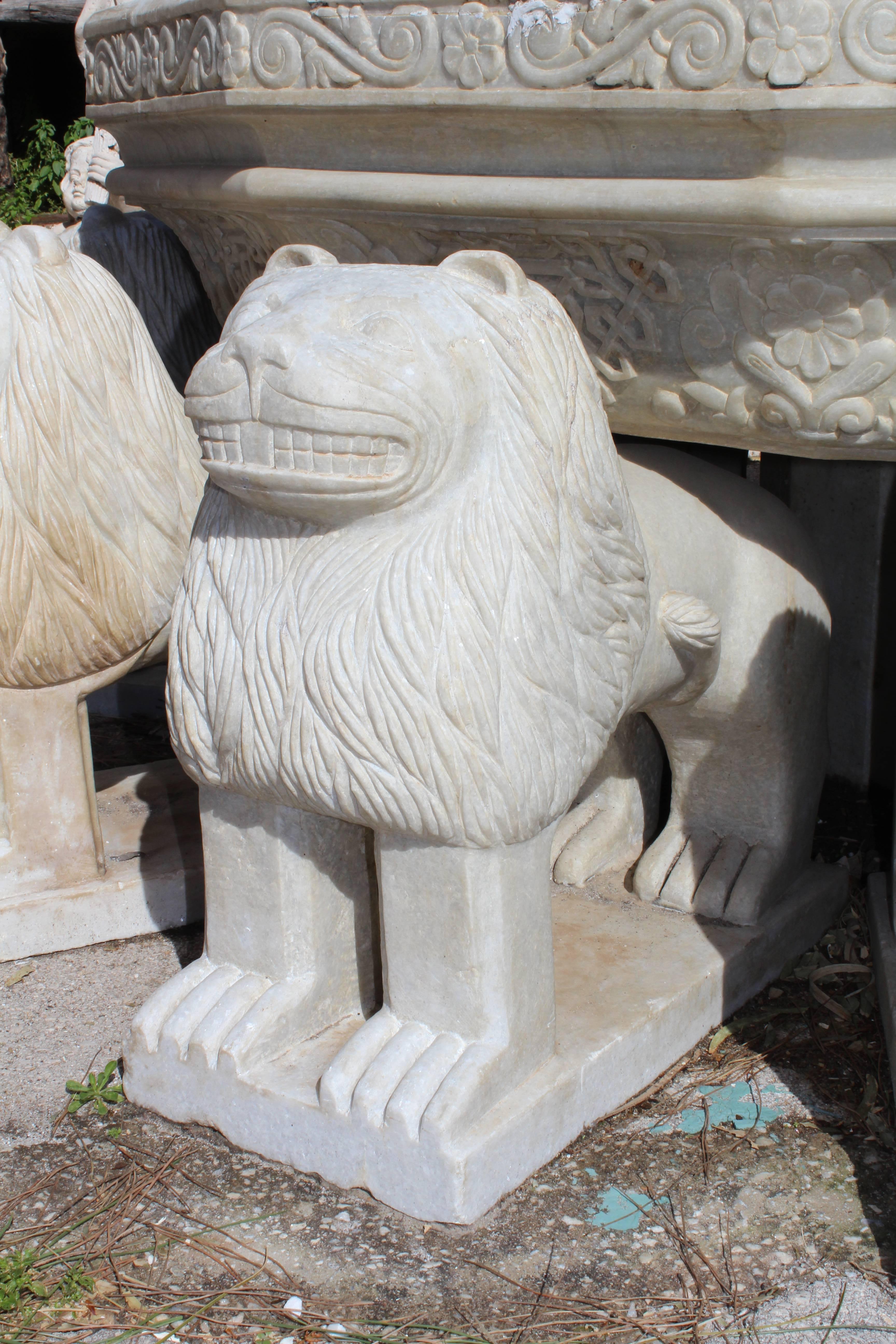 Spanish Granadas' Alhambra Lion Fountain Hand Carved in Aged Macael Marble