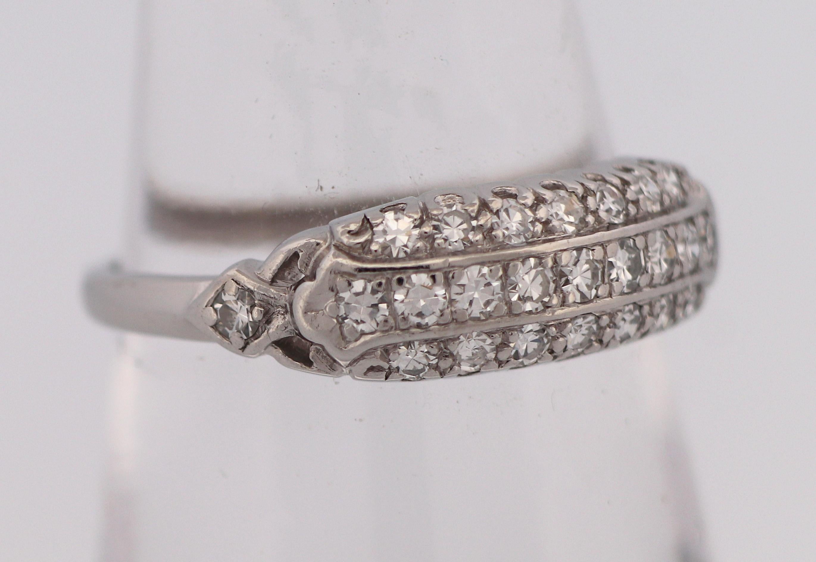 Granat Brothers Diamant-Ring aus Platin im Zustand „Gut“ im Angebot in Pleasant Hill, CA