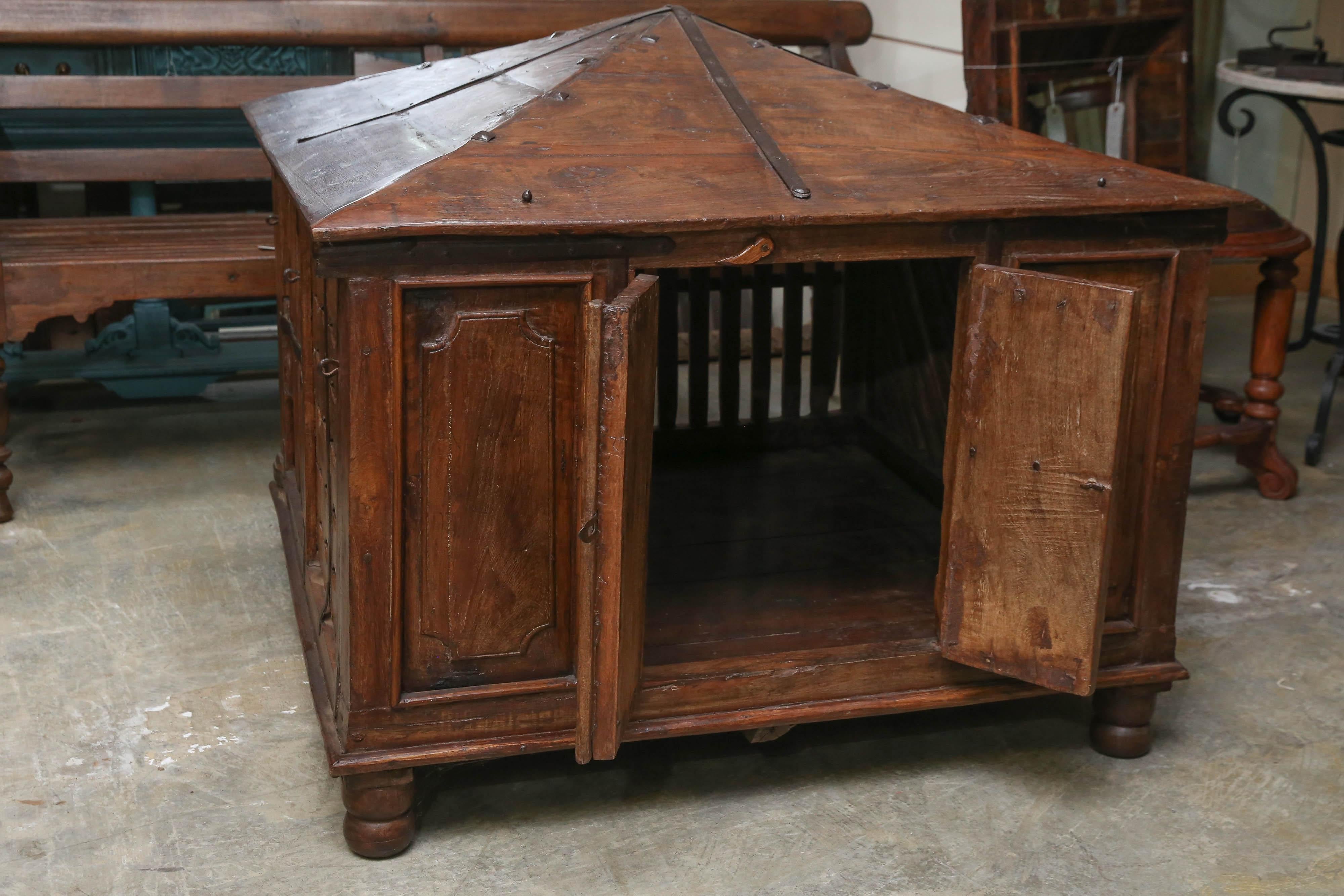 Hand-Crafted Grand 1890s Reinforced Solid Teak Wood Dog House from a Settler's Home For Sale