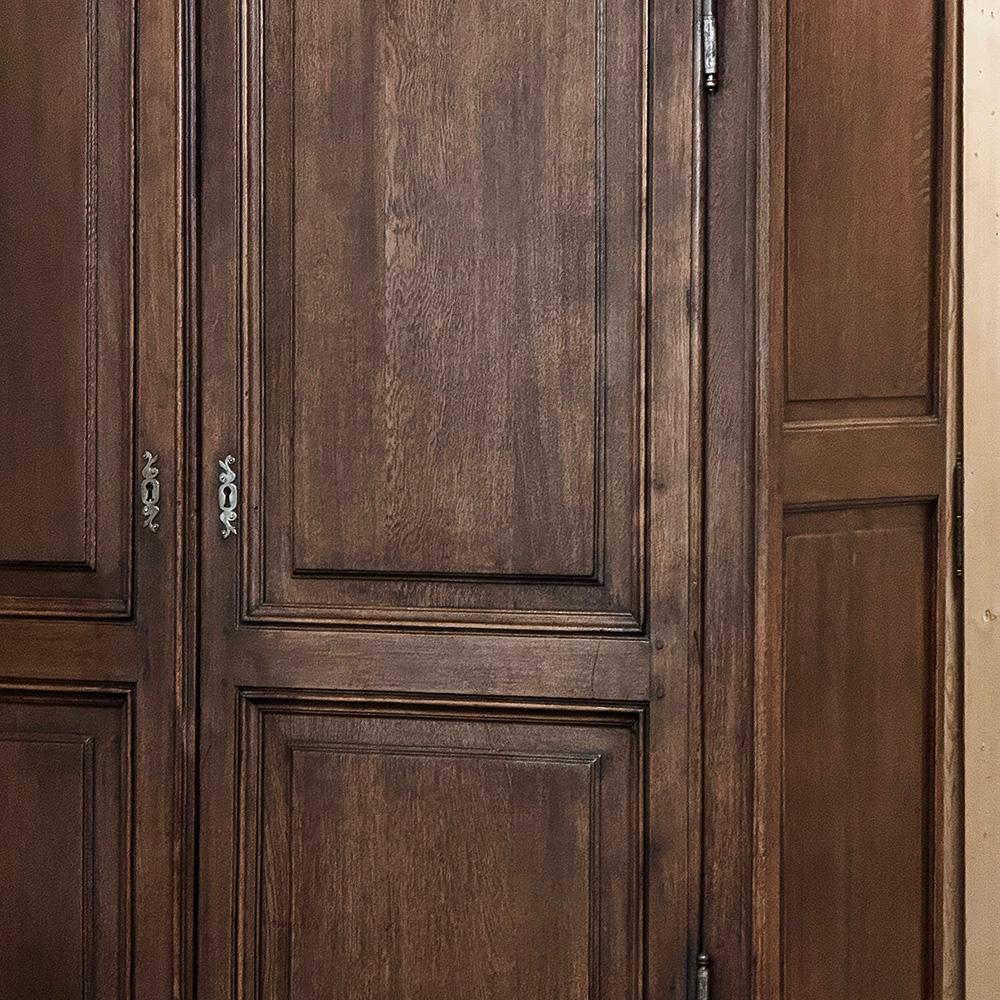 Grand 18th Century Country French Louis XIV Armoire For Sale 5