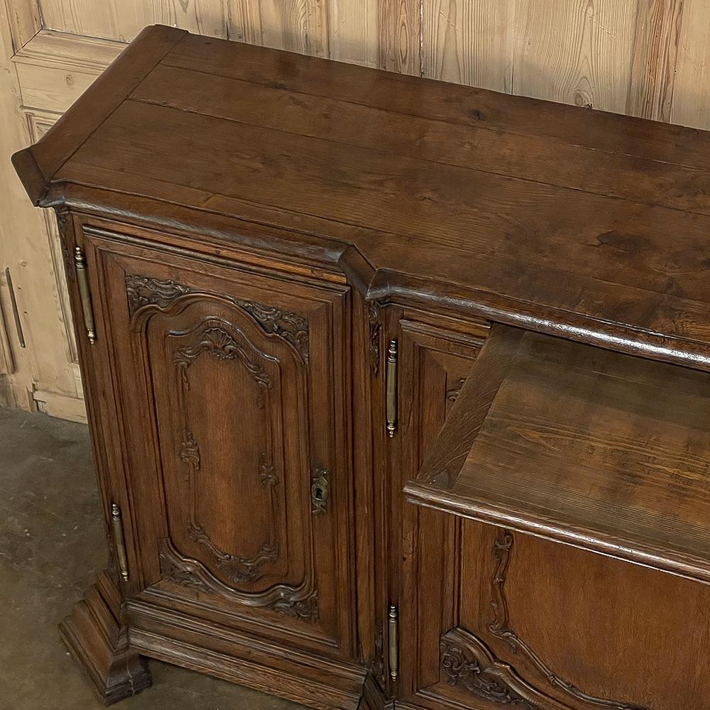 Grand 18th Century French Louis XIV Step-Front Buffet For Sale 5