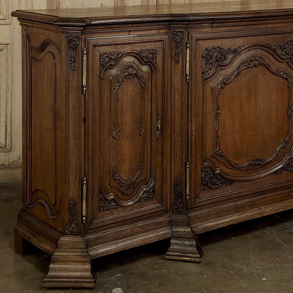 Grand 18th Century French Louis XIV Step-Front Buffet For Sale 8