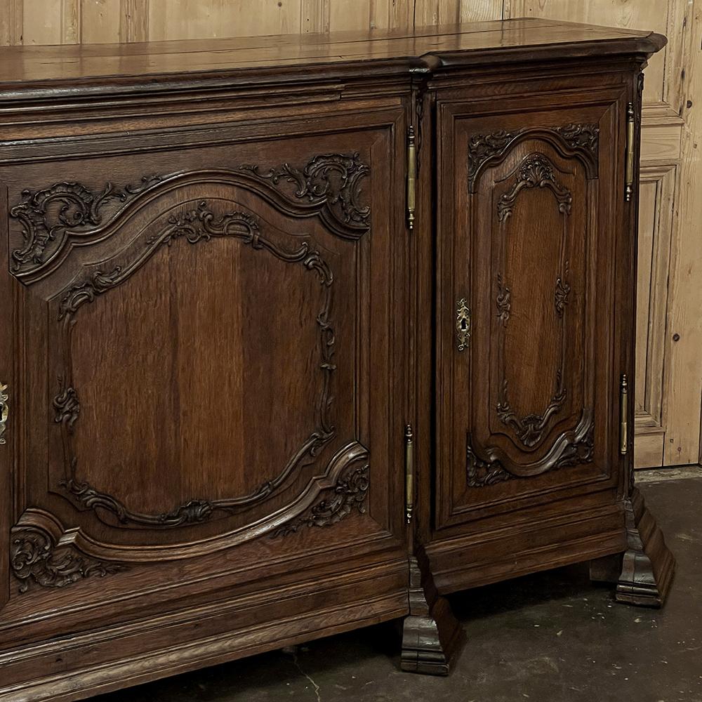 Grand 18th Century French Louis XIV Step-Front Buffet For Sale 10