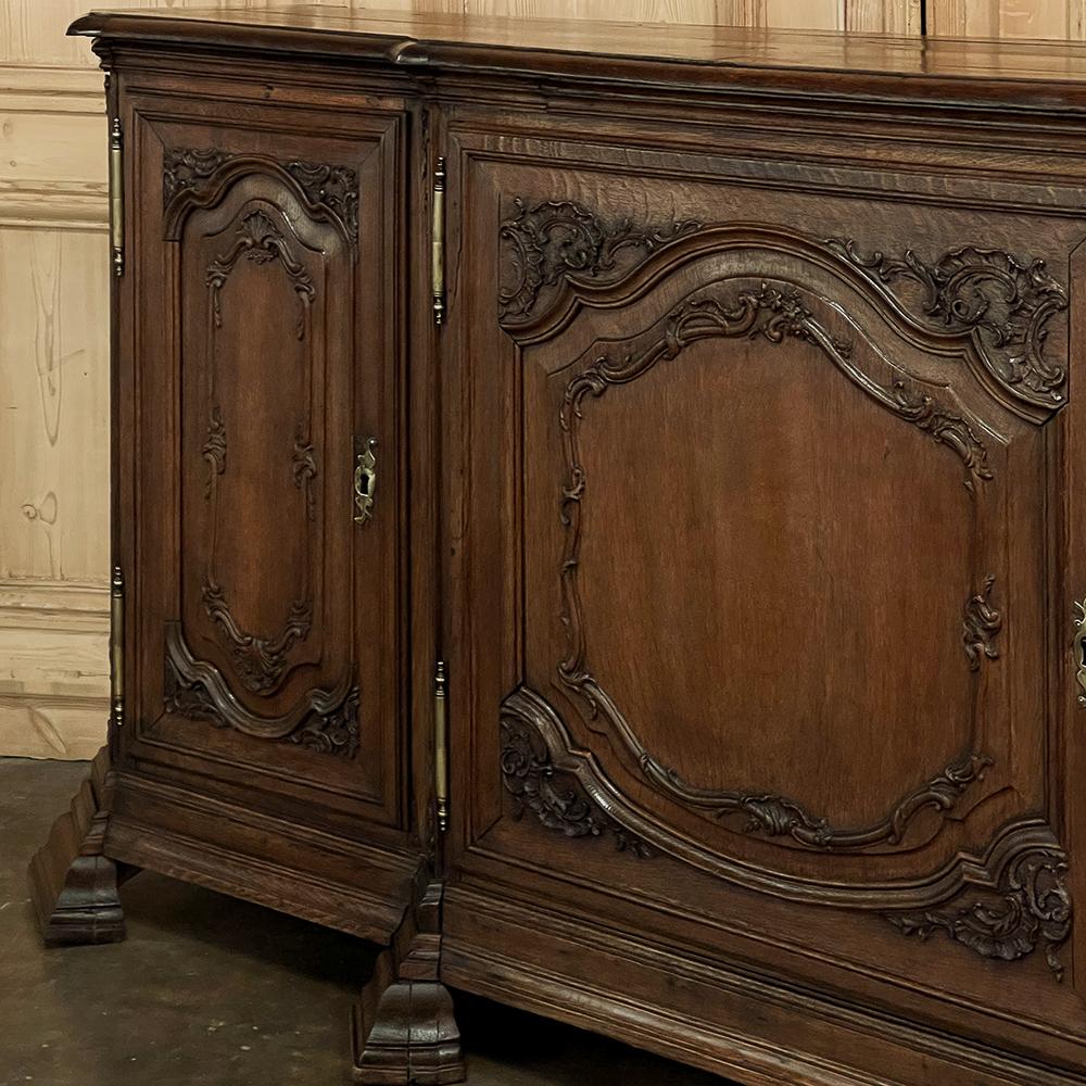Grand 18th Century French Louis XIV Step-Front Buffet For Sale 13