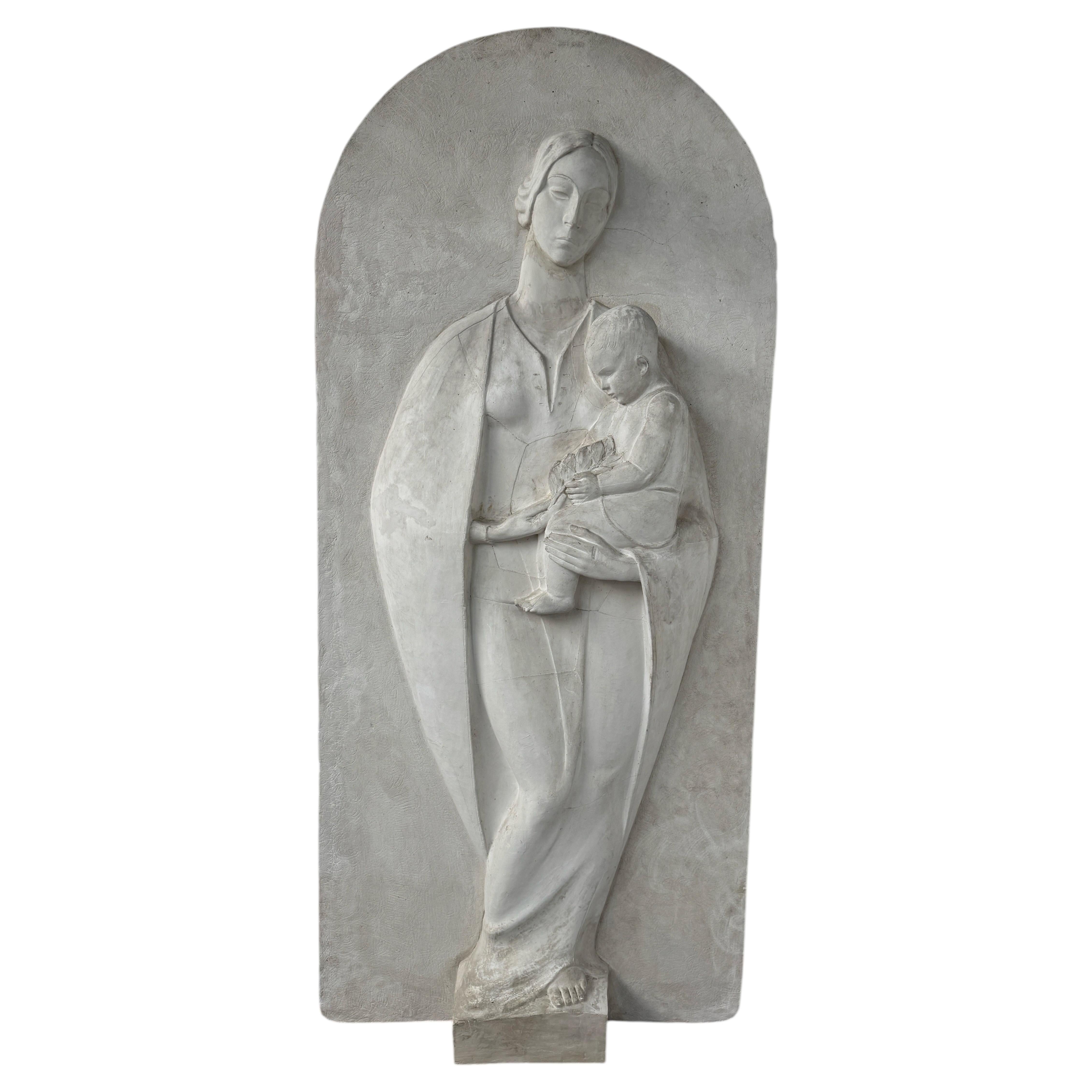 Grand 1920s plaster relief depicting motherhood att. Domenico De Lisi