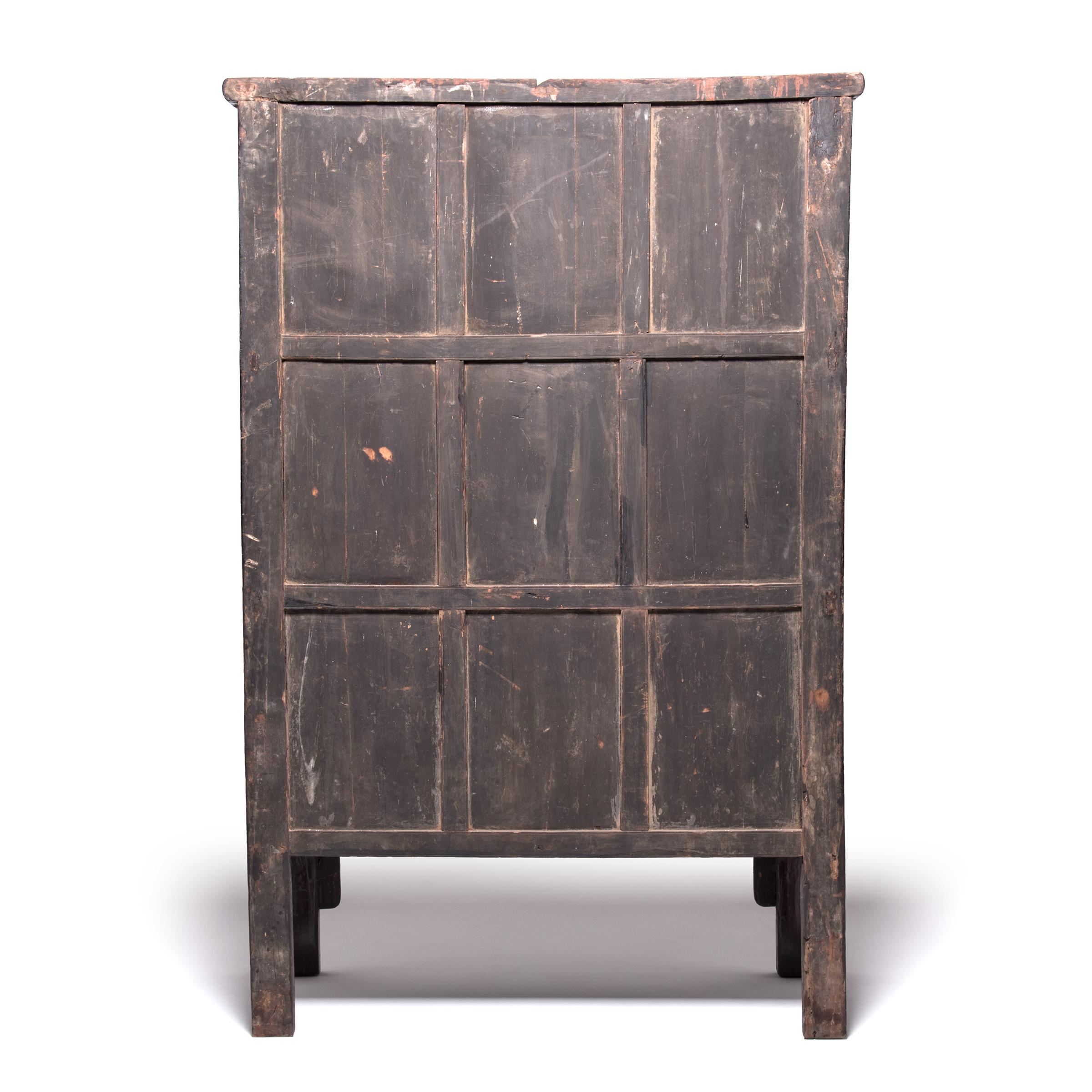 Lacquered Grand Chinese Two-Door Cabinet, c. 1800 For Sale