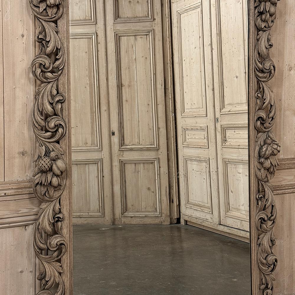Großer French Renaissance-Spiegel des 19. Jahrhunderts im Angebot 2