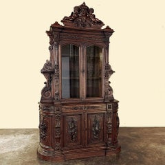 Grand 19th Century  French Renaissance Revival Hunt Bookcase
