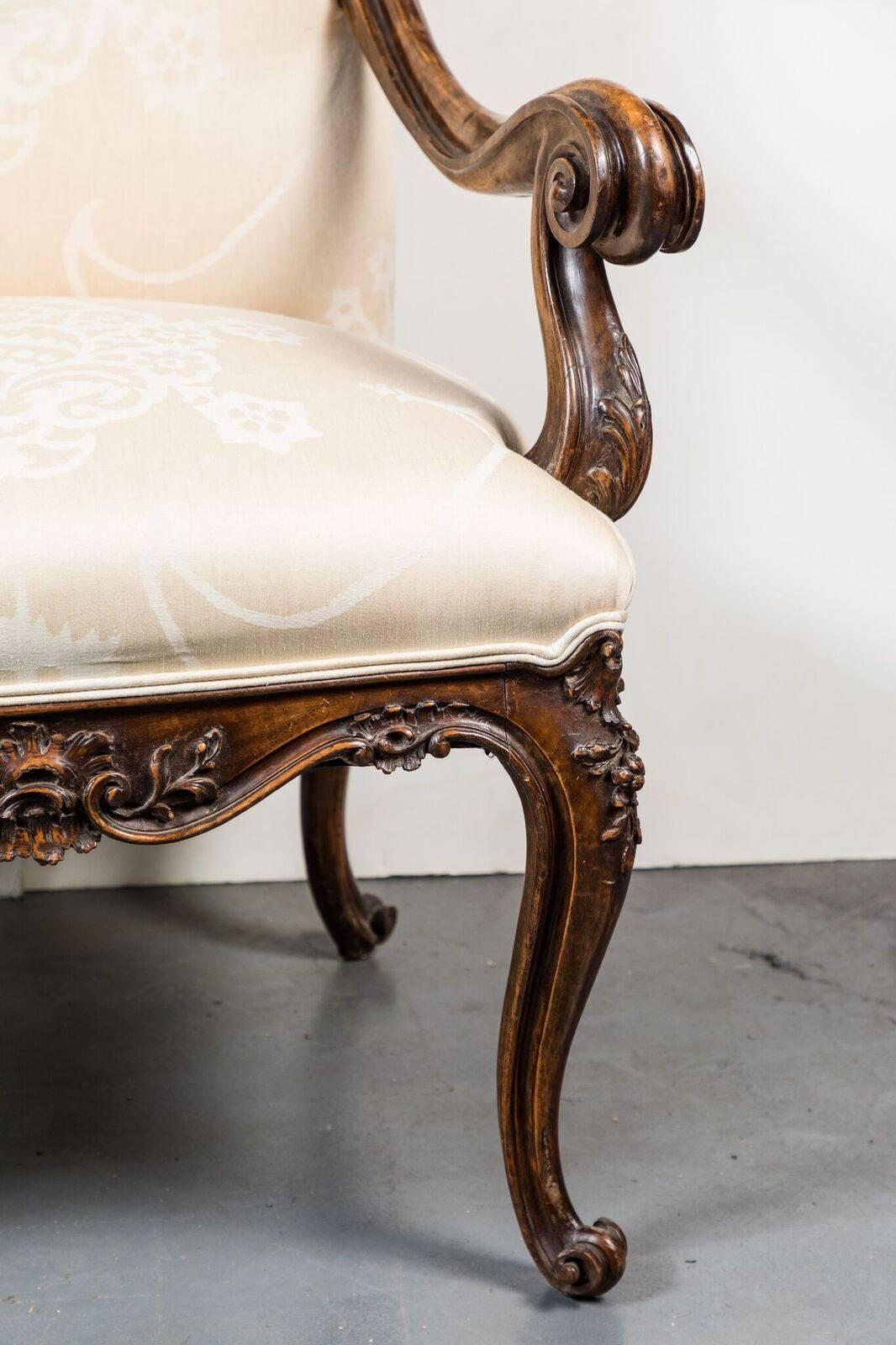italien Grands fauteuils de salon du XIXe siècle en vente