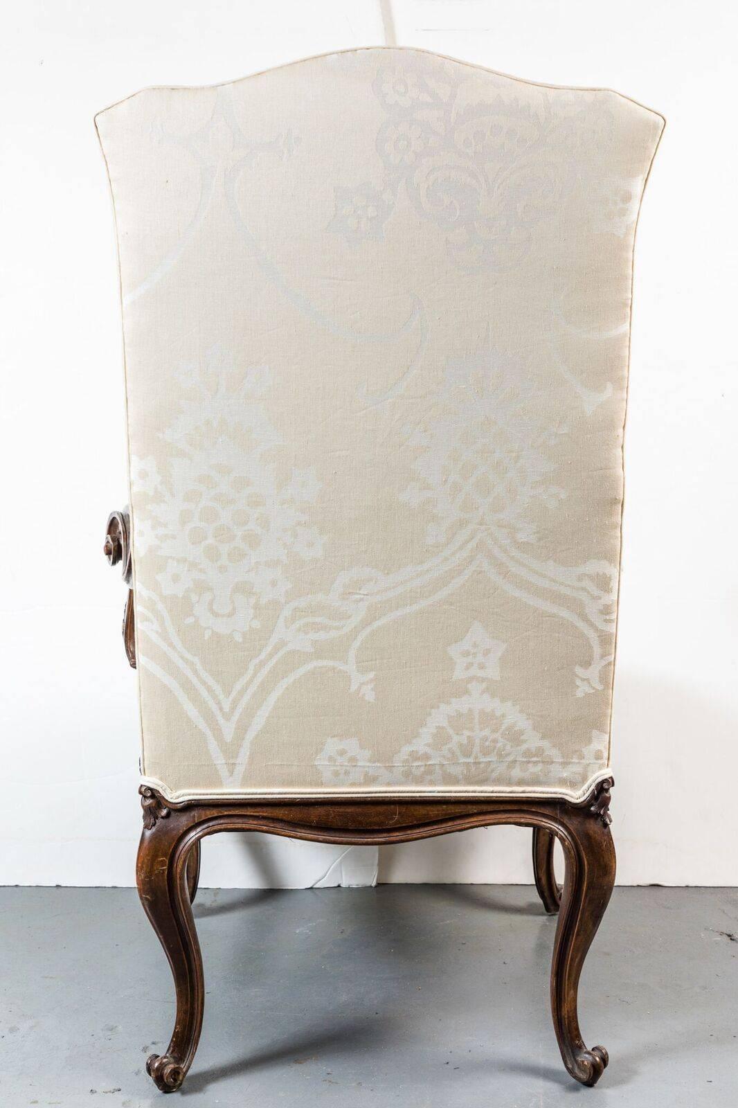 Grands fauteuils de salon du XIXe siècle en vente 1
