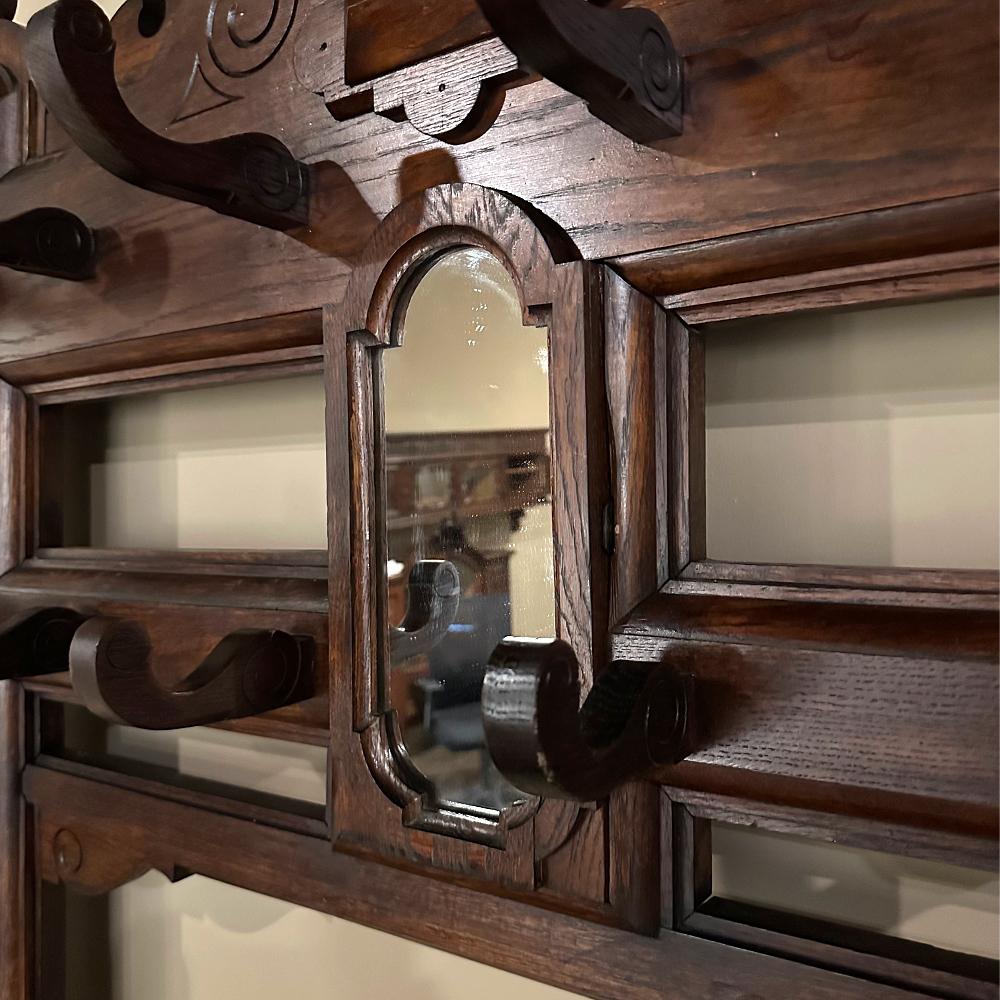 Gran árbol de salón renacentista Enrique II del siglo XIX en venta 3