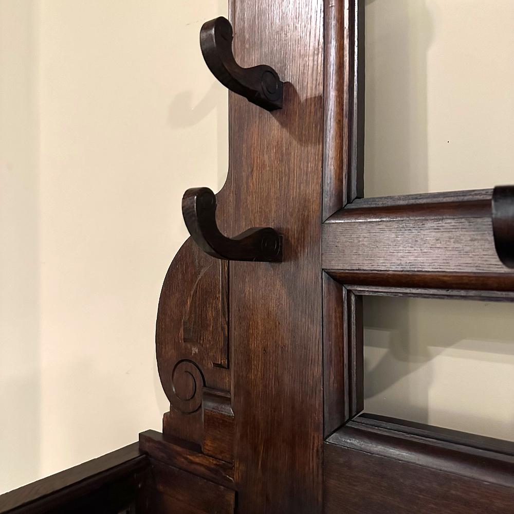 Gran árbol de salón renacentista Enrique II del siglo XIX en venta 4