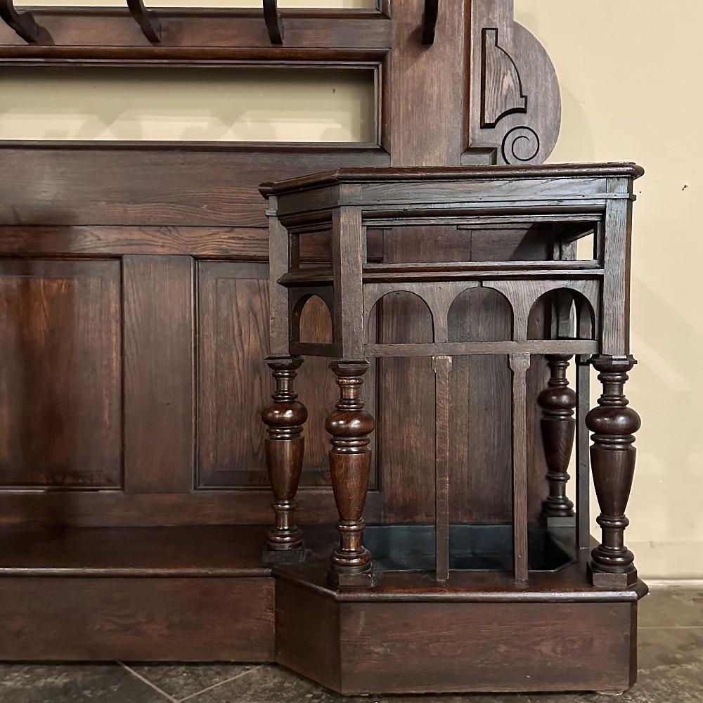 Gran árbol de salón renacentista Enrique II del siglo XIX en venta 5