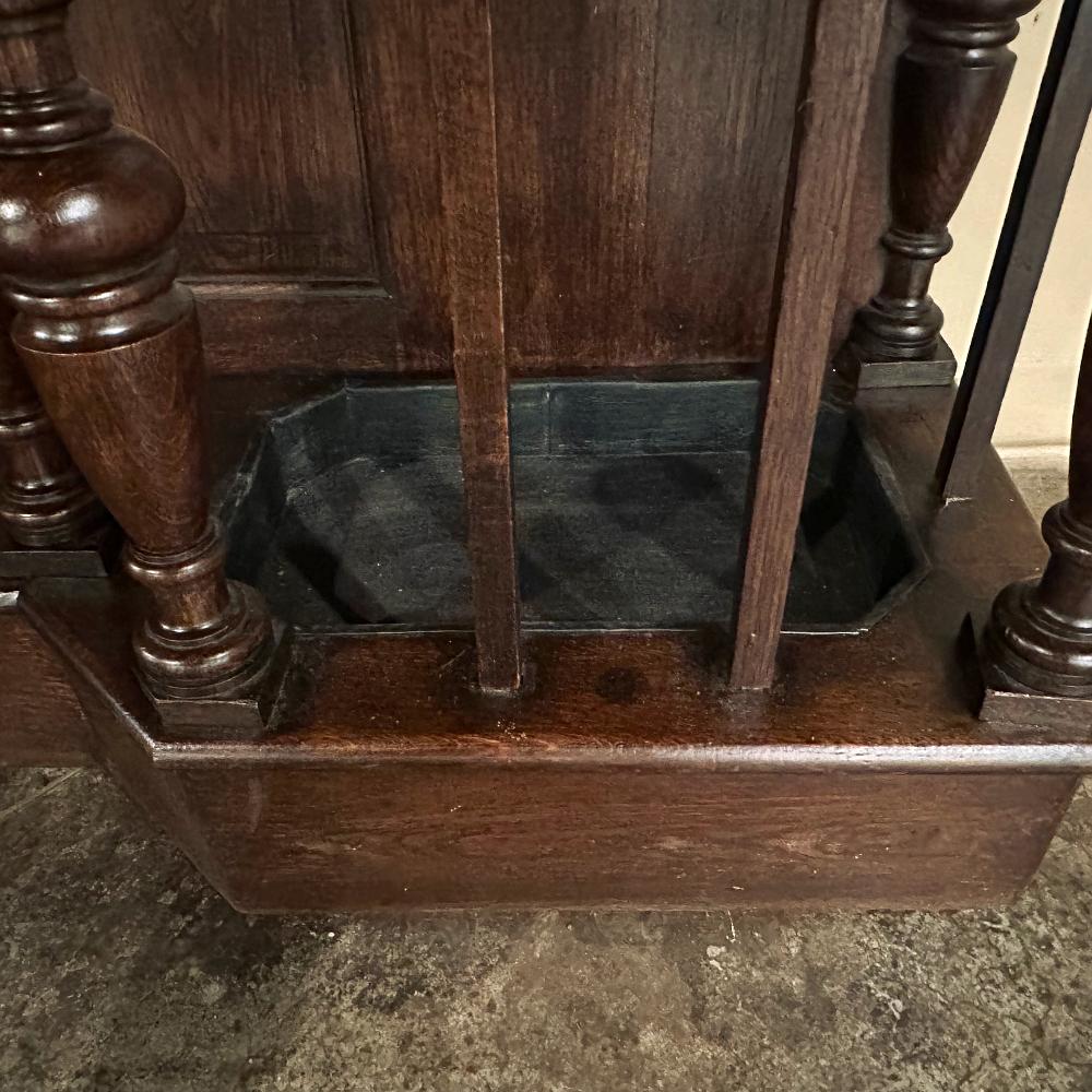 Gran árbol de salón renacentista Enrique II del siglo XIX en venta 8