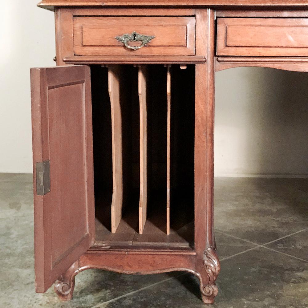 Grand 19th Century Louis Philippe Mahogany Desk with Bookcase For Sale 4