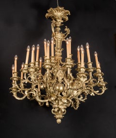 Grand 19th Century Napoleon III Bronze d’Ore Chandelier, 36 Lights