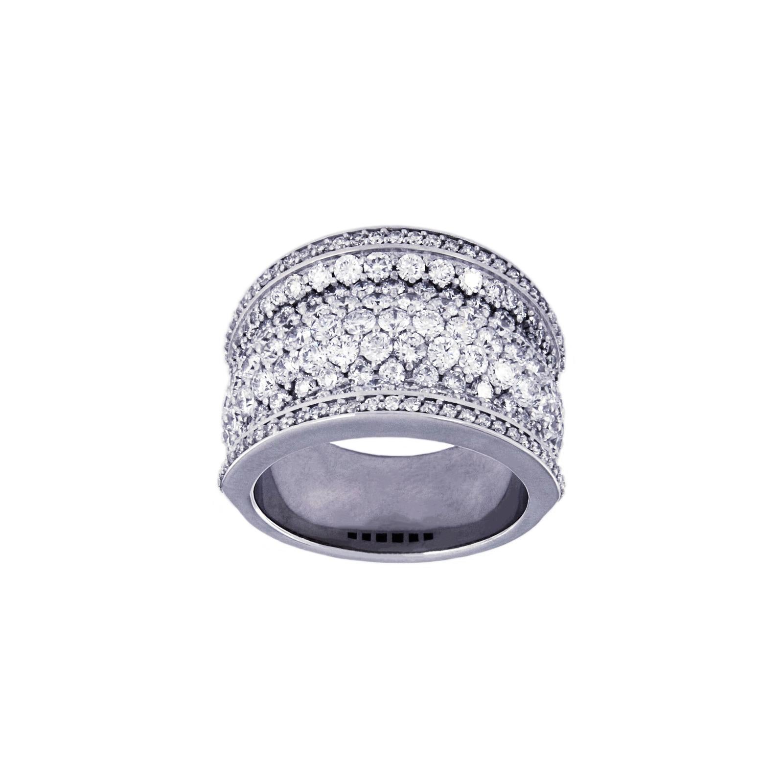Men's Grand 5.5ct Diamond Ring in 14k White Gold For Sale