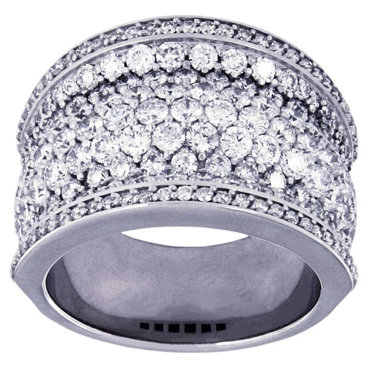 Gran Anillo de Diamantes de 5,5 ct en Oro Blanco de 14k