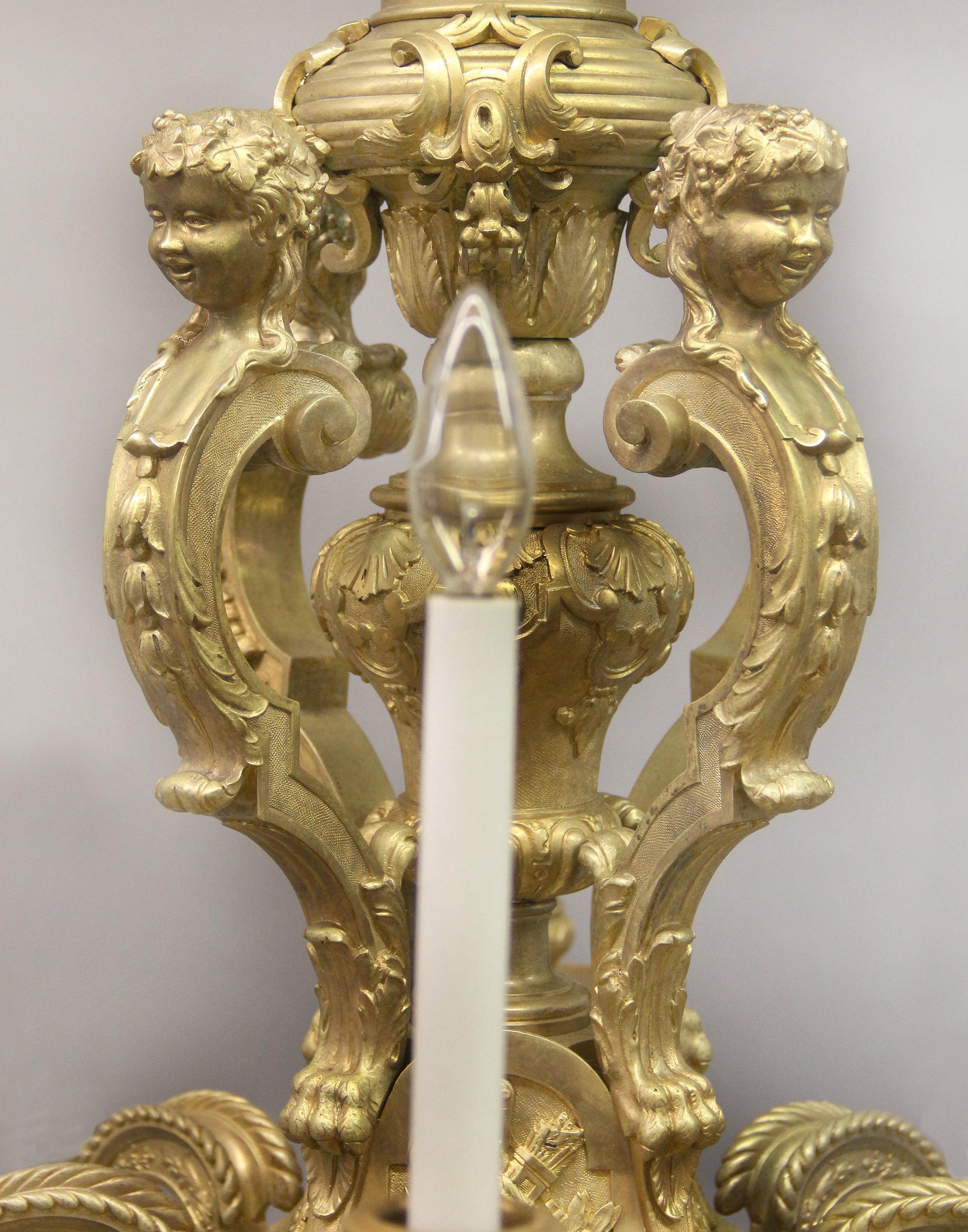 Belle Époque Grand and Important Late 19th Century Gilt Bronze Sixteen Light Chandelier For Sale