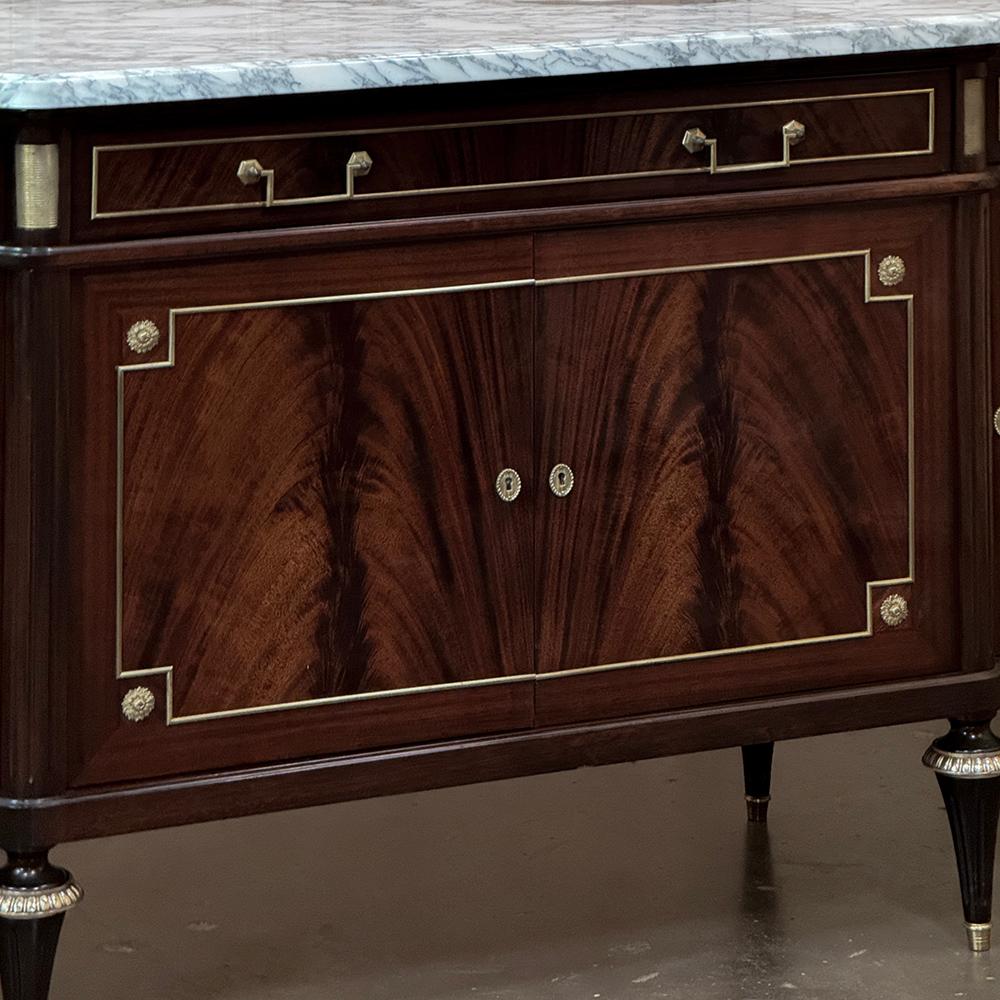 Grand Antique French Directoire Style Marble Top Mahogany Buffet in vendita 1
