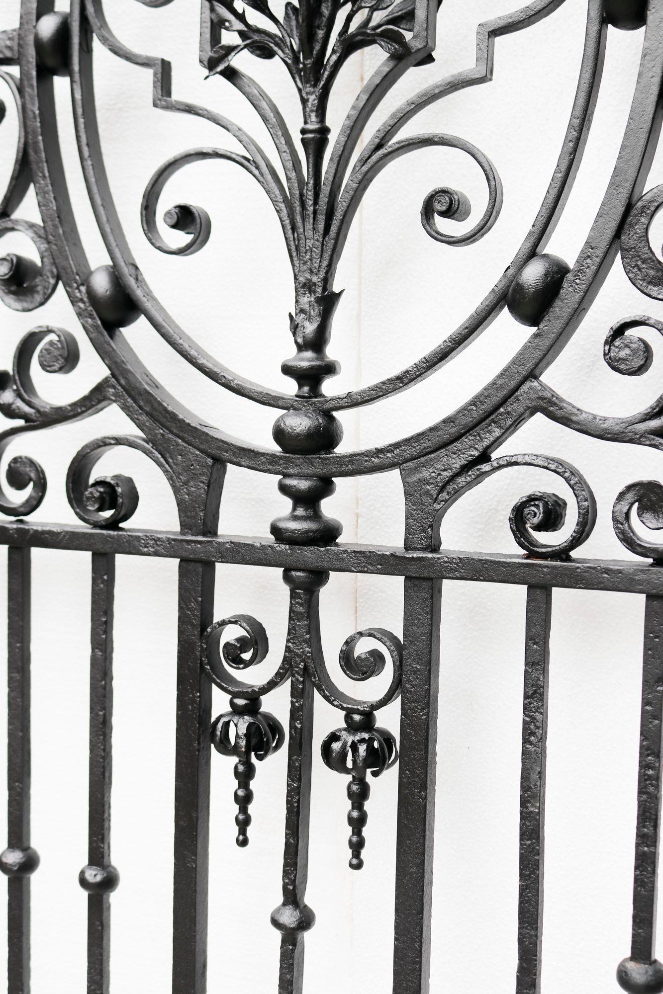 Grand Antique Georgian Wrought Iron Gate For Sale 2