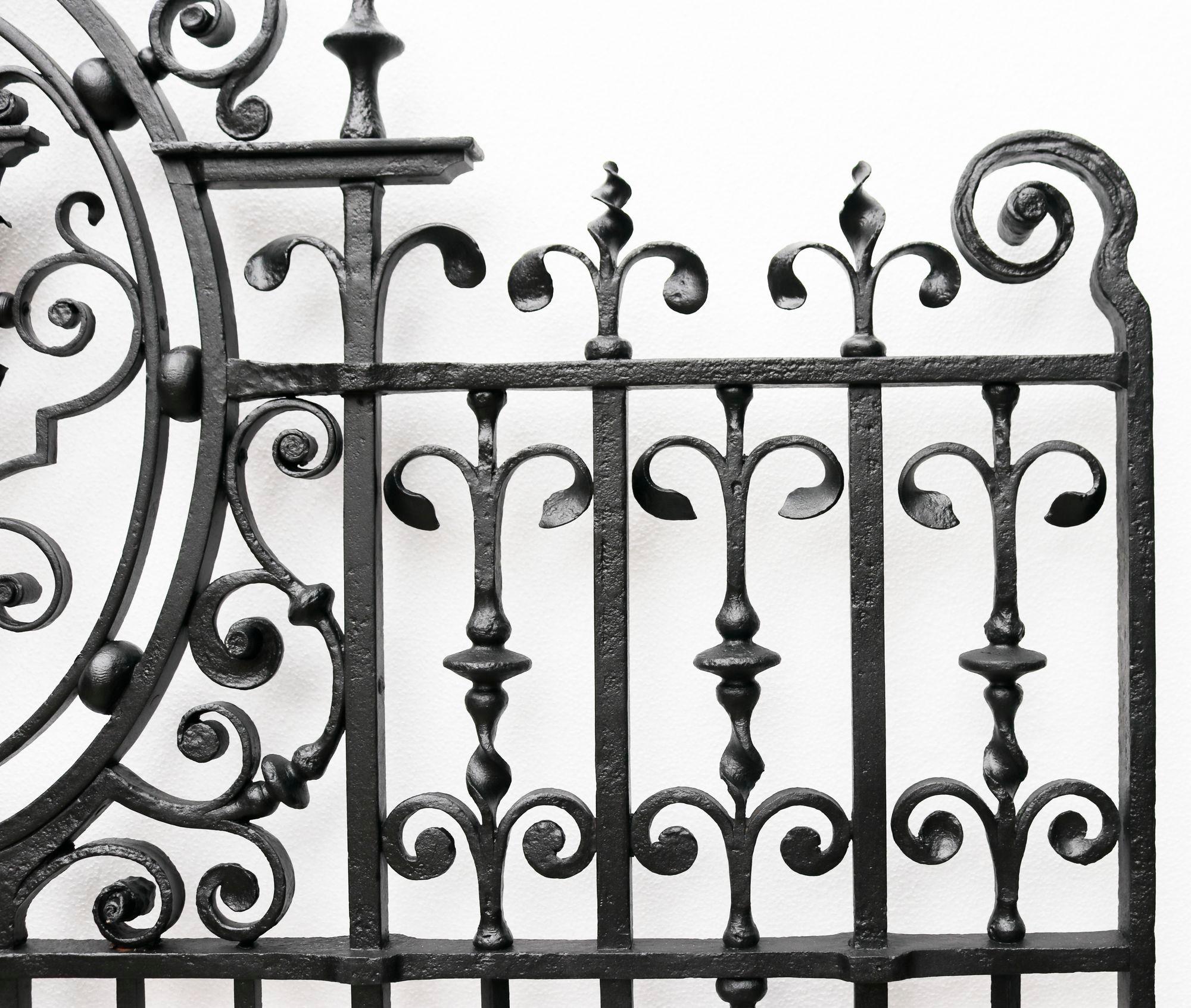 Grand Antique Georgian Wrought Iron Gate For Sale 3
