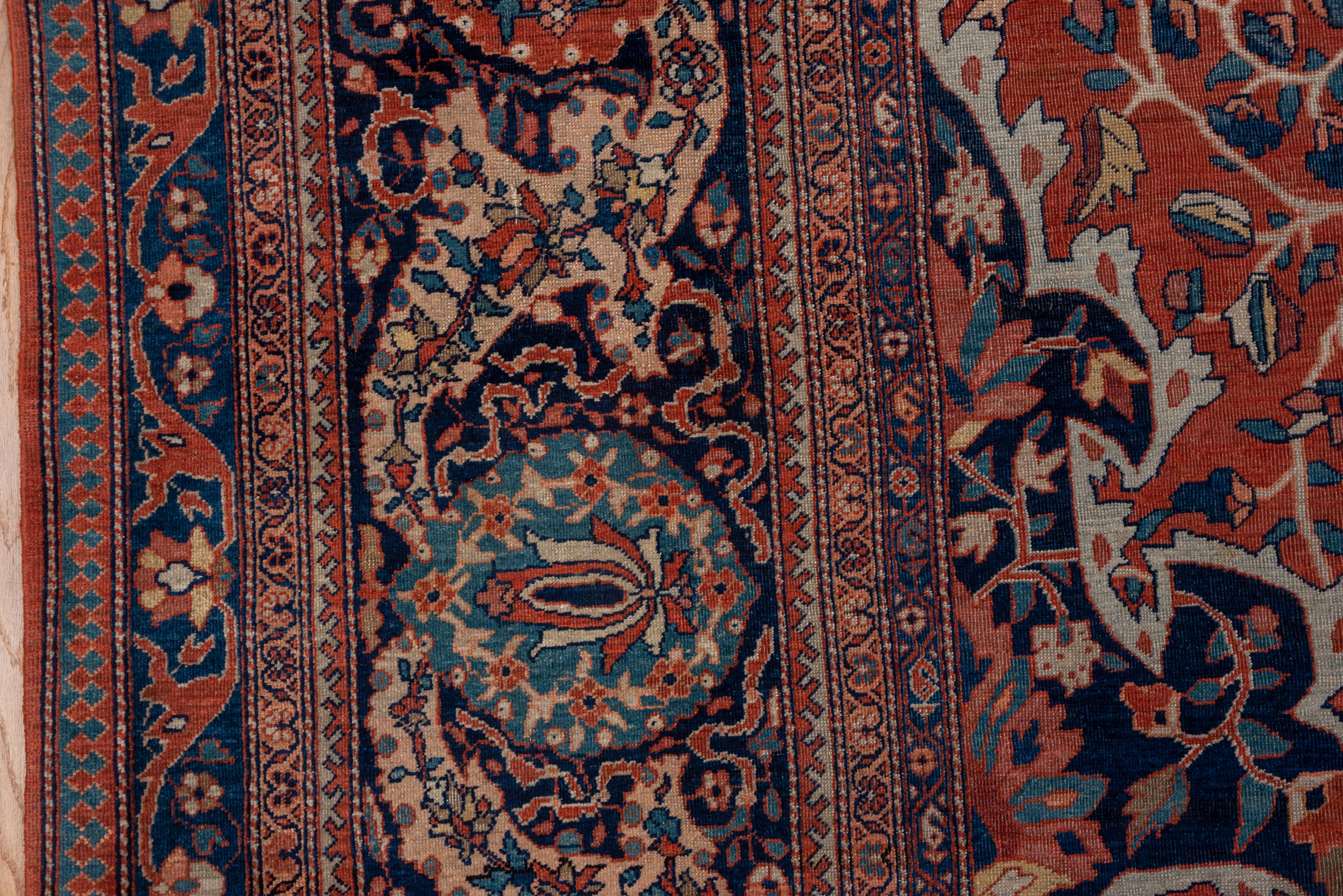 Grand Antique Persian Sarouk Farahan Mansion Carpet, Traditional Palette For Sale 1