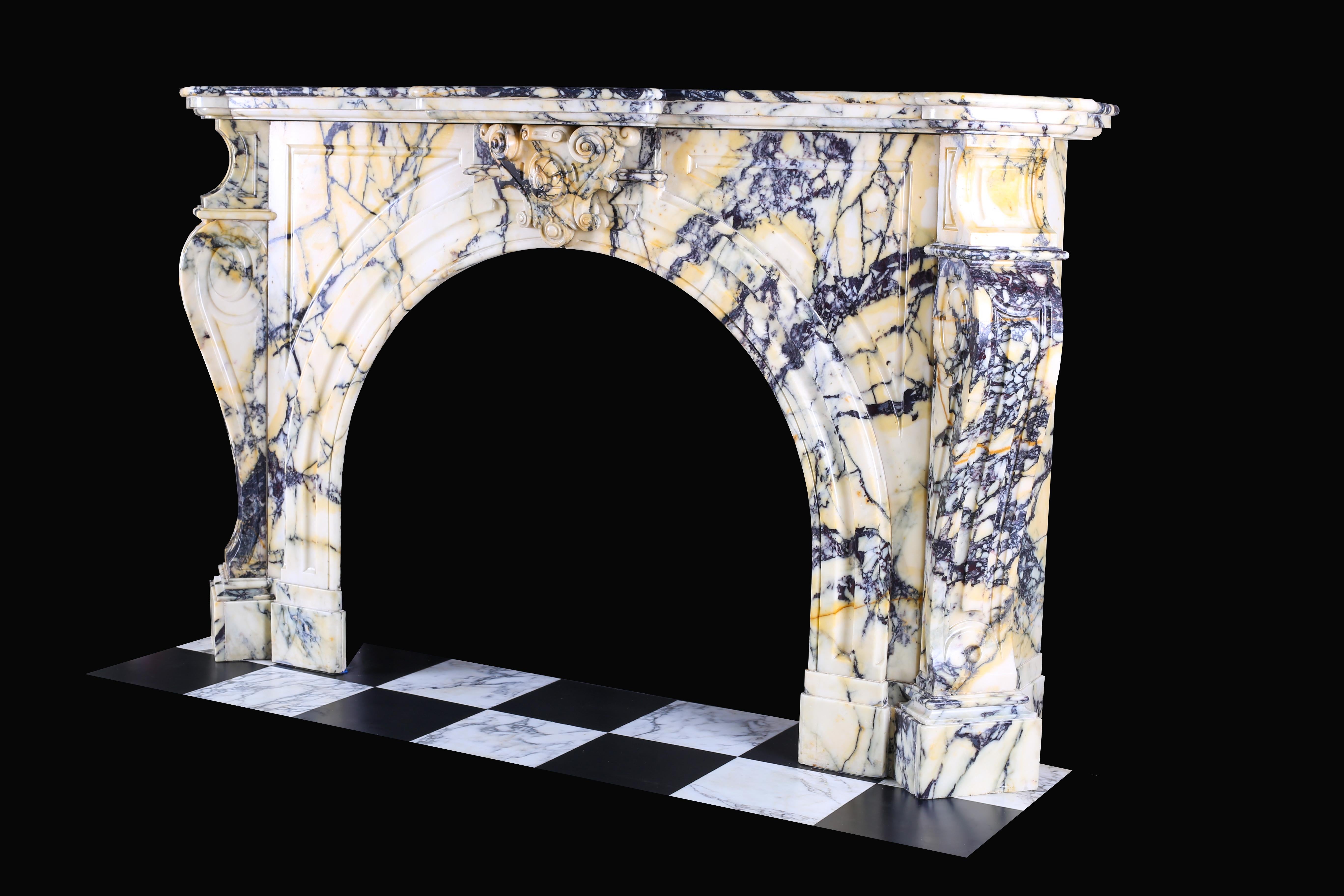Grand Arched Pavonazza Marble Antique Chimneypiece, Belgian Mid-19th Century In Good Condition For Sale In London, GB