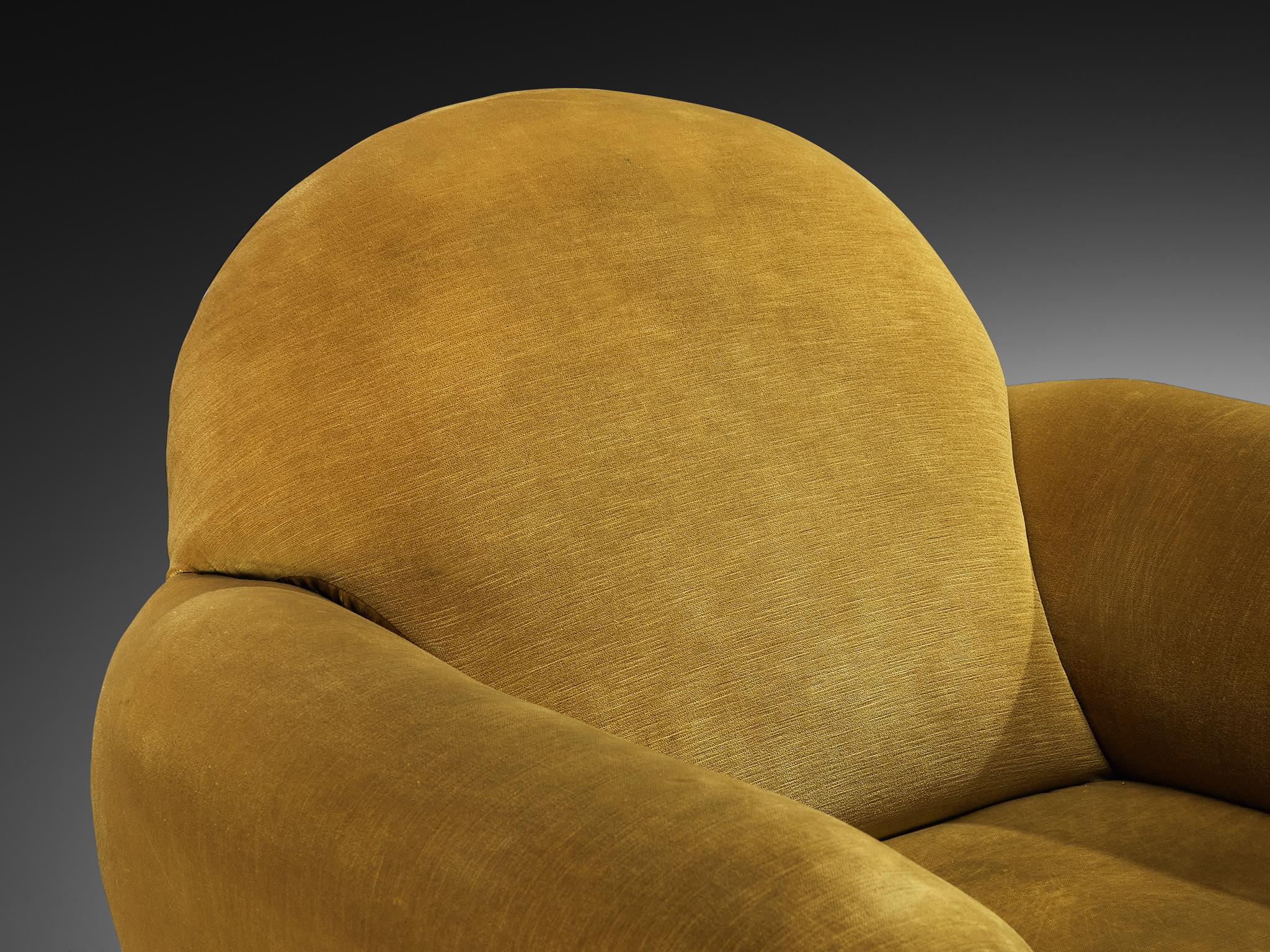 Gran Sillón Art Decó de Terciopelo Amarillo Ocre en venta 4