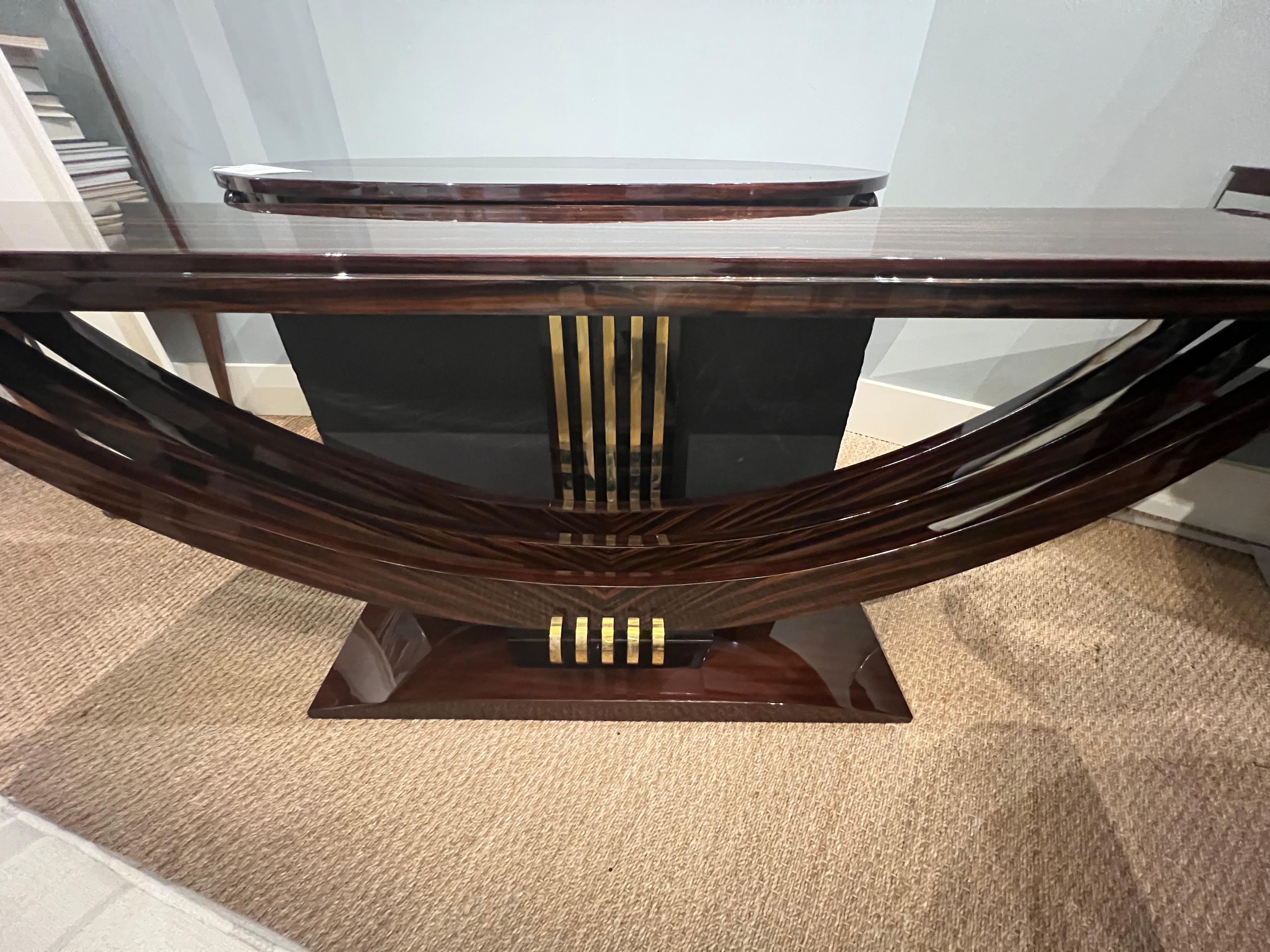 Grand Art Deco French Console in Macassar with Brass Elements In Good Condition For Sale In Houston, TX