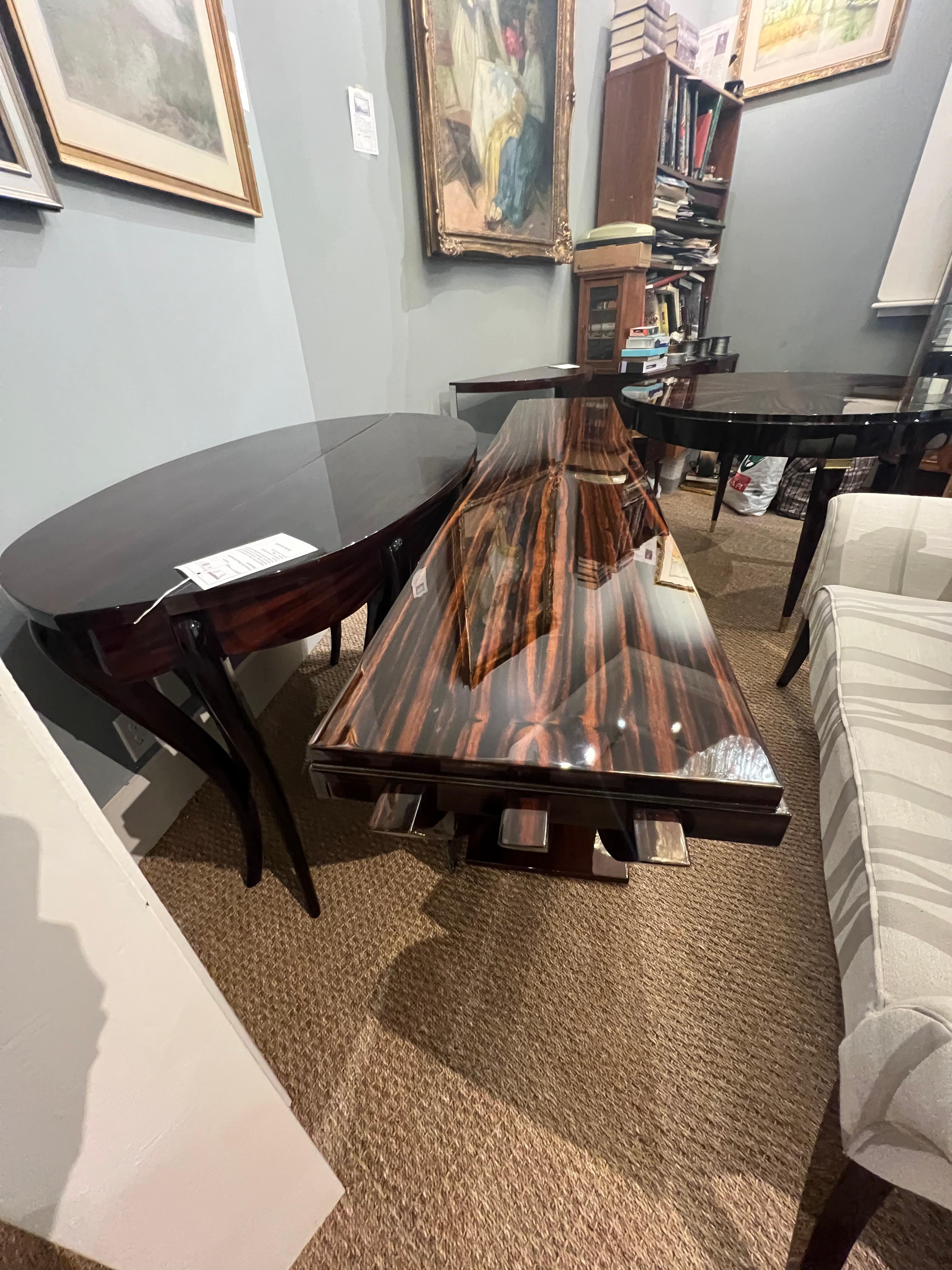 Grand Art Deco French Console in Macassar with Brass Elements For Sale 2