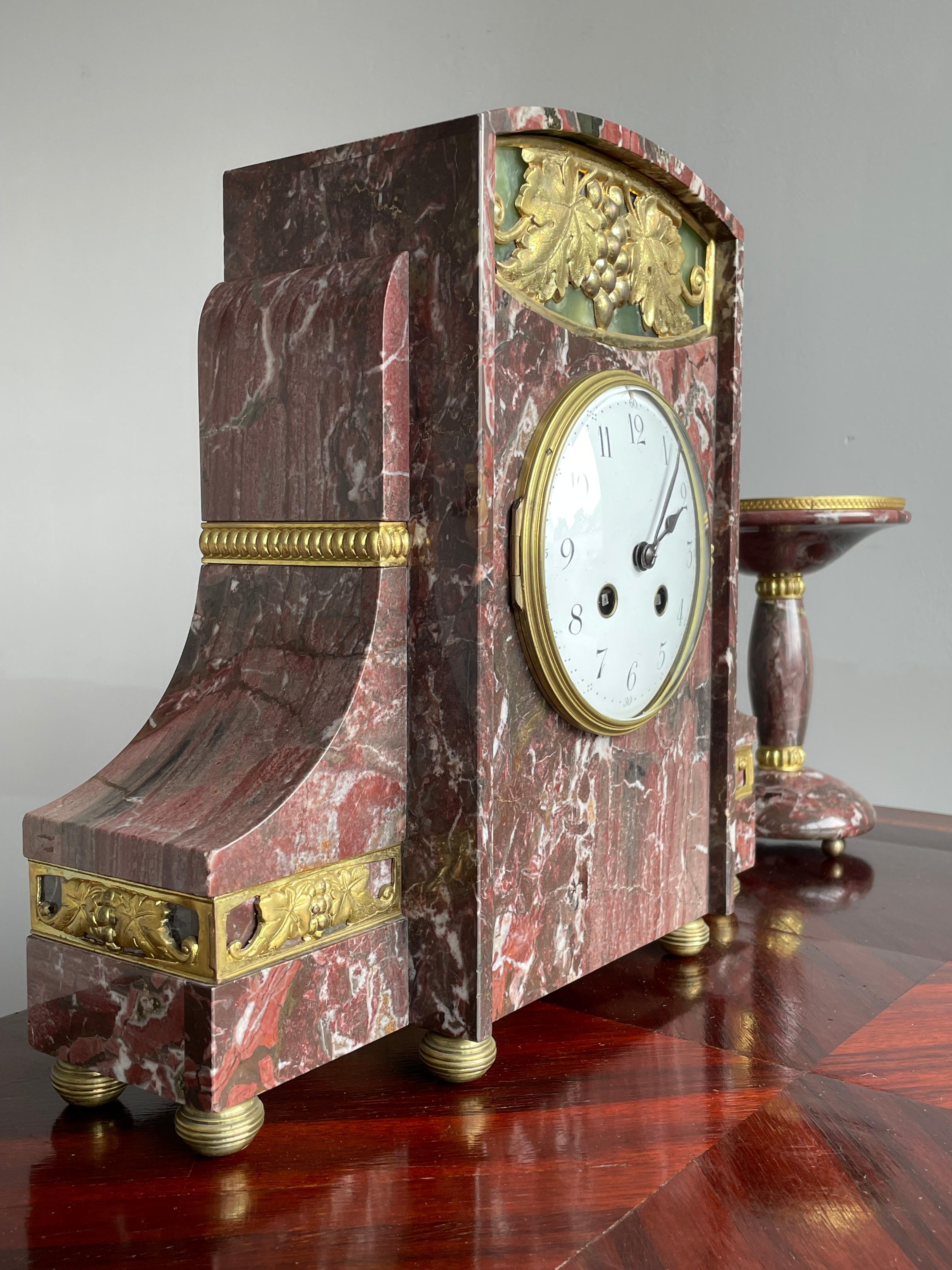 Grand Art Deco Marble Table or Mantel Clock Set w. Gilt Brass, Bronze and Onyx For Sale 4