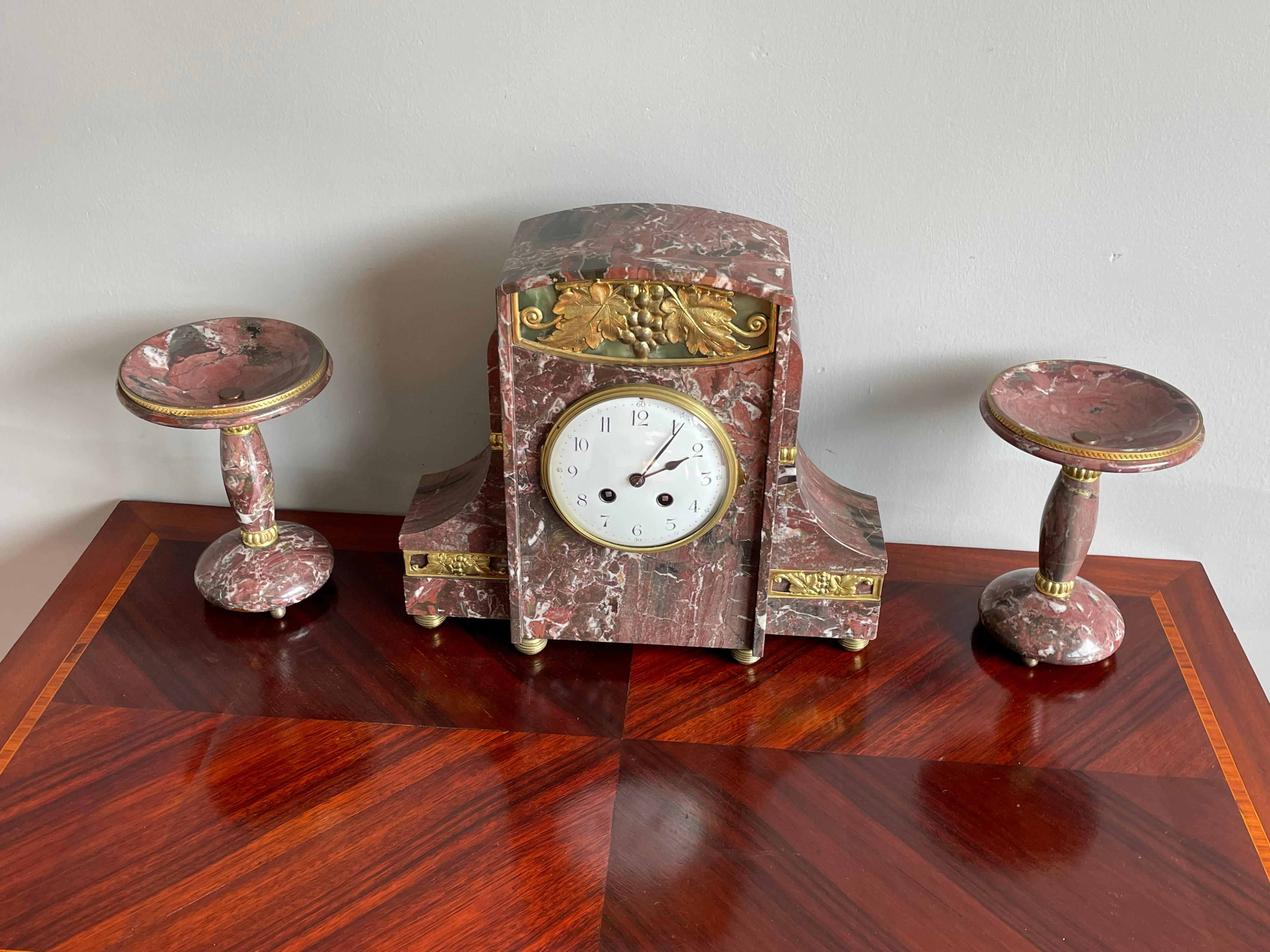 Grand Art Deco Marble Table or Mantel Clock Set w. Gilt Brass, Bronze and Onyx For Sale 7