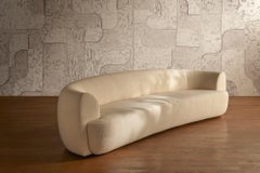 Sofá "Grand Augustin" de Studio Glustin