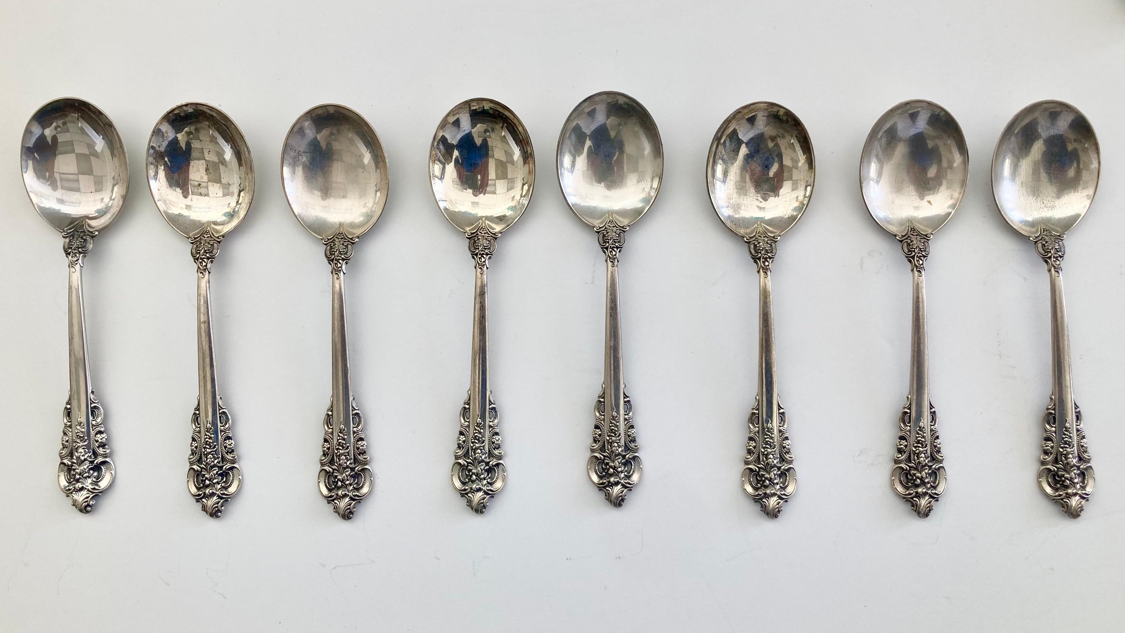 Grand Baroque Sterling Silber Besteck von Wallace - 32 Teile (Ende des 20. Jahrhunderts) im Angebot