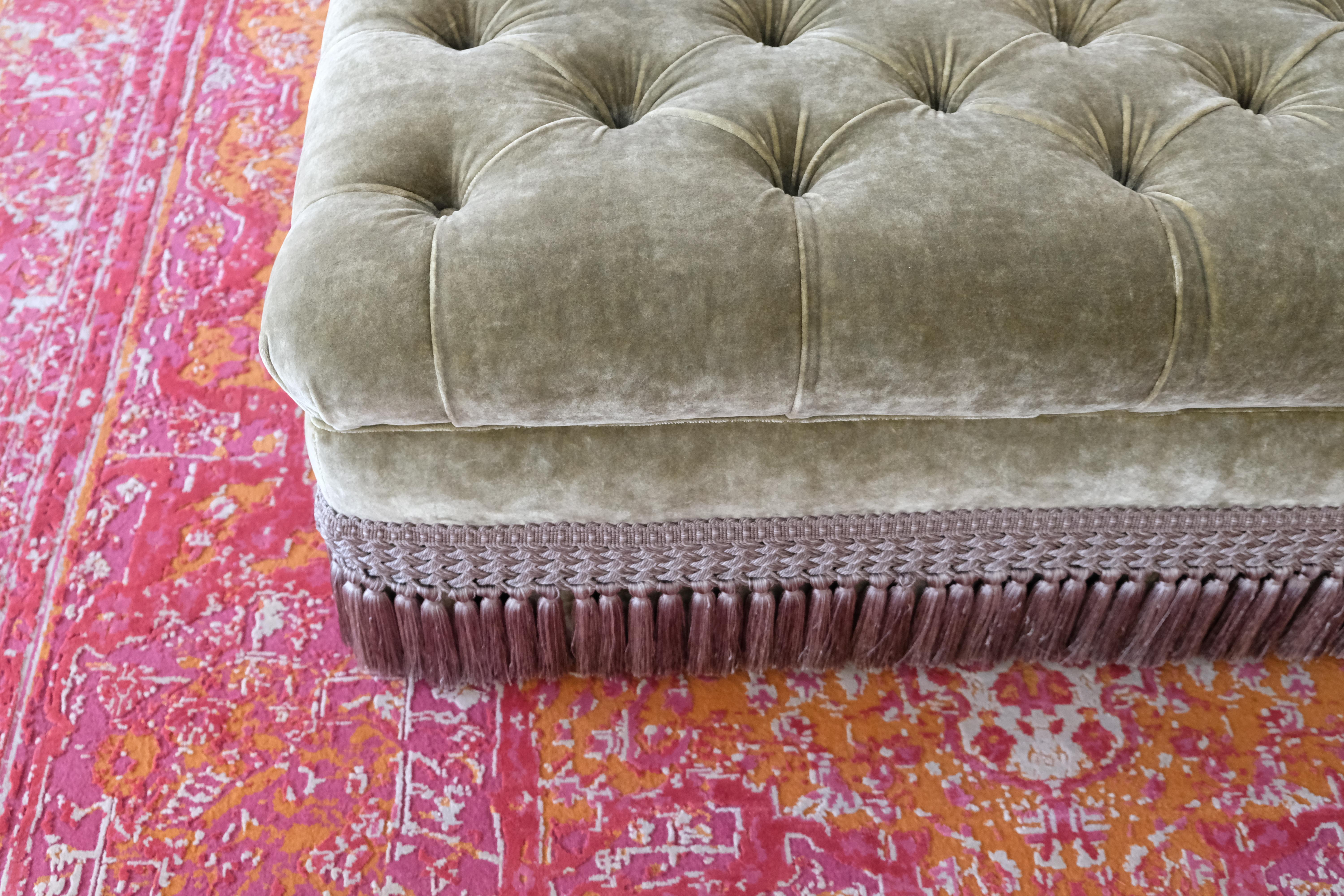 'GRAND BLOQUE' Luxuriöser OTTOMAN von JEFF AIRD ~ Handgefertigt auf Bestellung in England im Angebot 1
