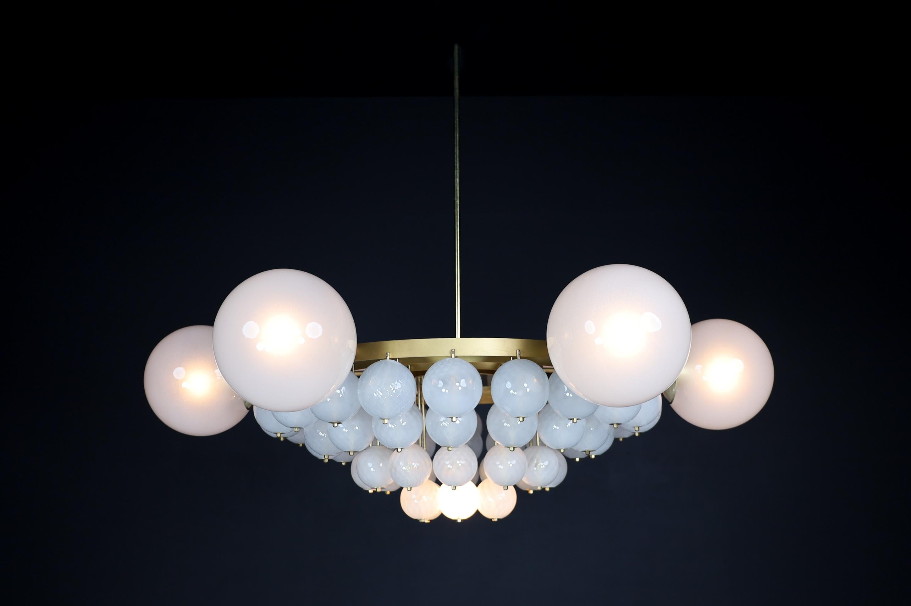 Grand Bohemian Chandelier with Brass Fixture & Hand-blowed Frosted Glass Globes For Sale 9